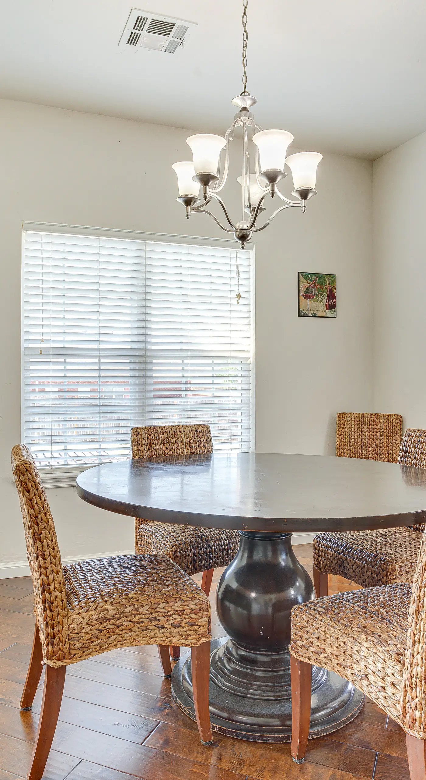 Private Patio + Yard: Home By Tinker & Hospitals!