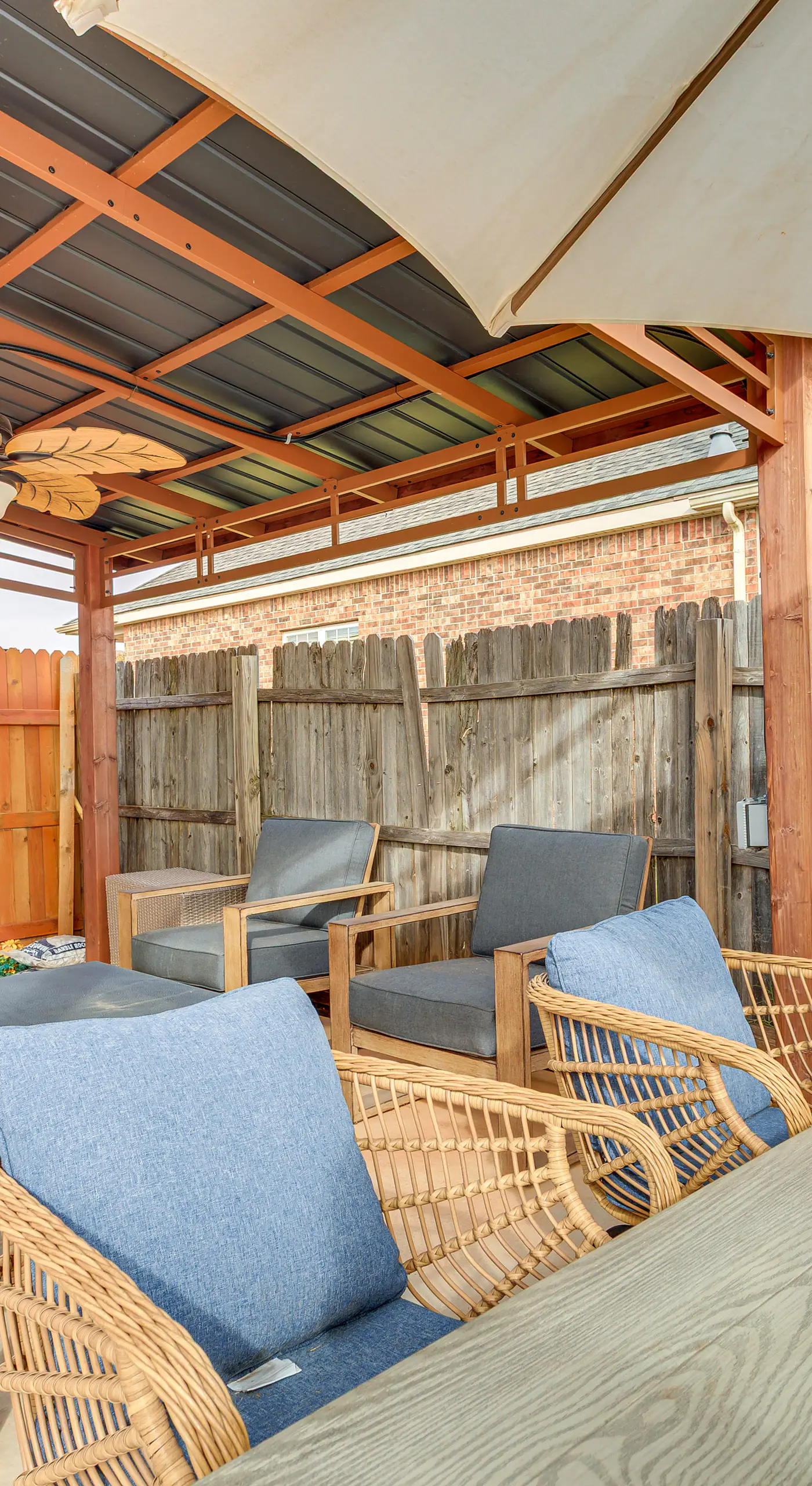 Private Patio + Yard: Home By Tinker & Hospitals!