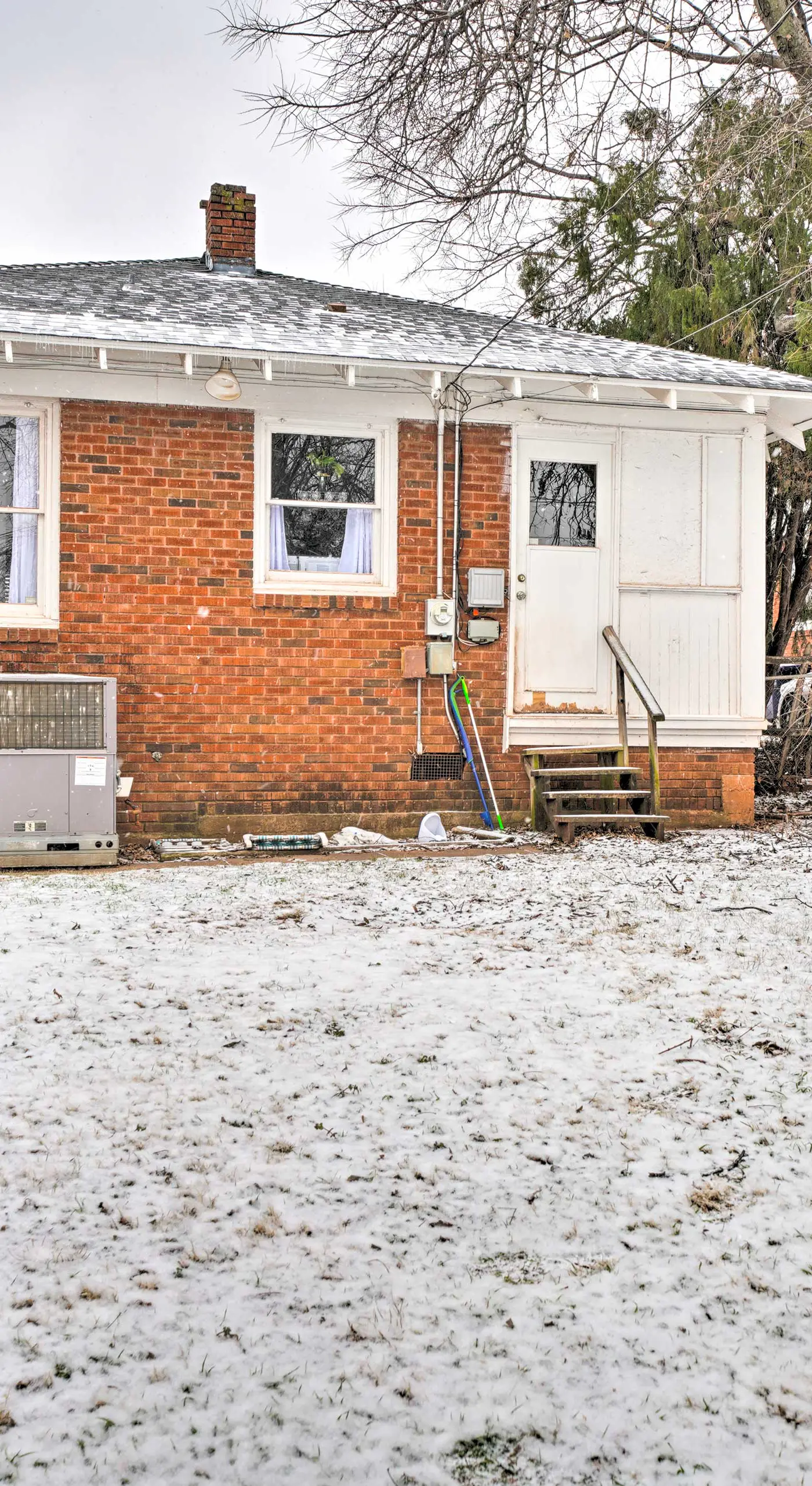 Pet-Friendly OKC Home, 3 Miles to Downtown!