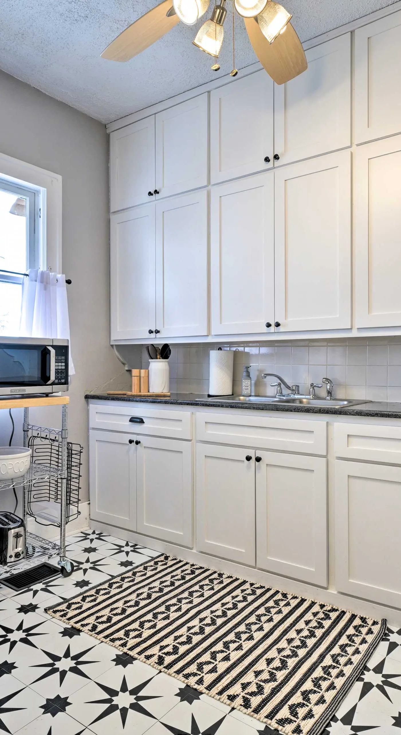 Pet-Friendly OKC Home, 3 Miles to Downtown!