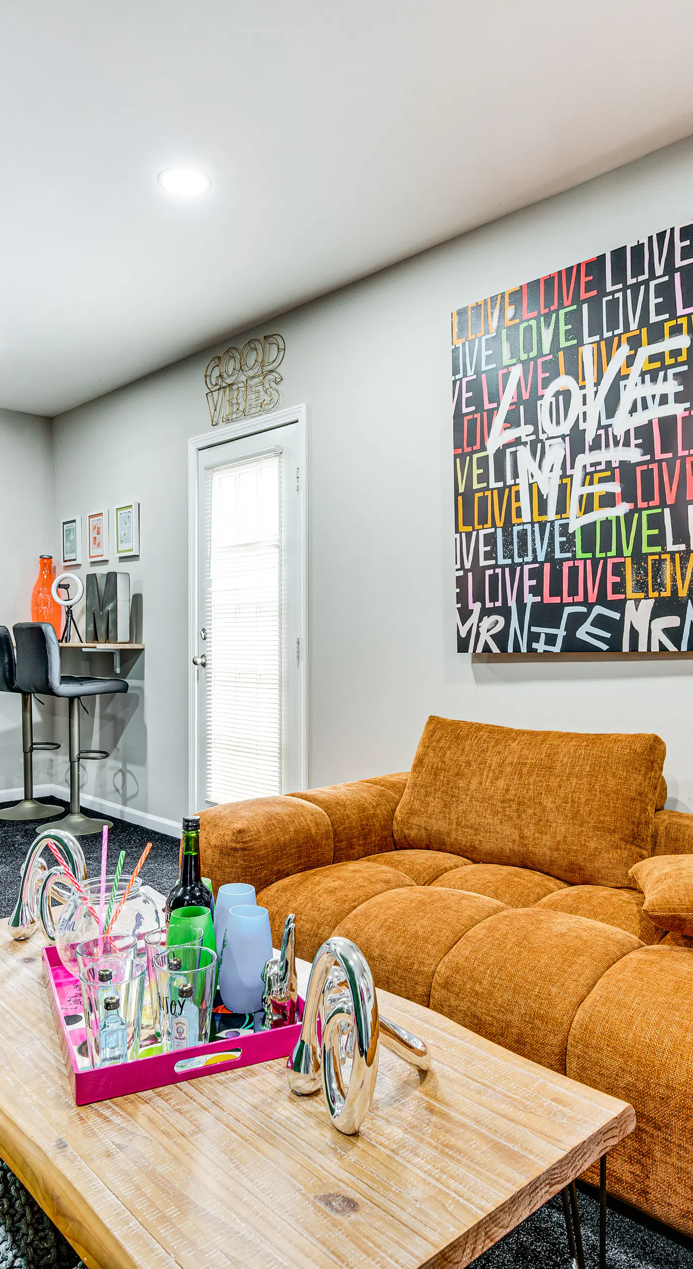 4 Mi to Airport: Atlanta Home w/ Deck & Hot Tub