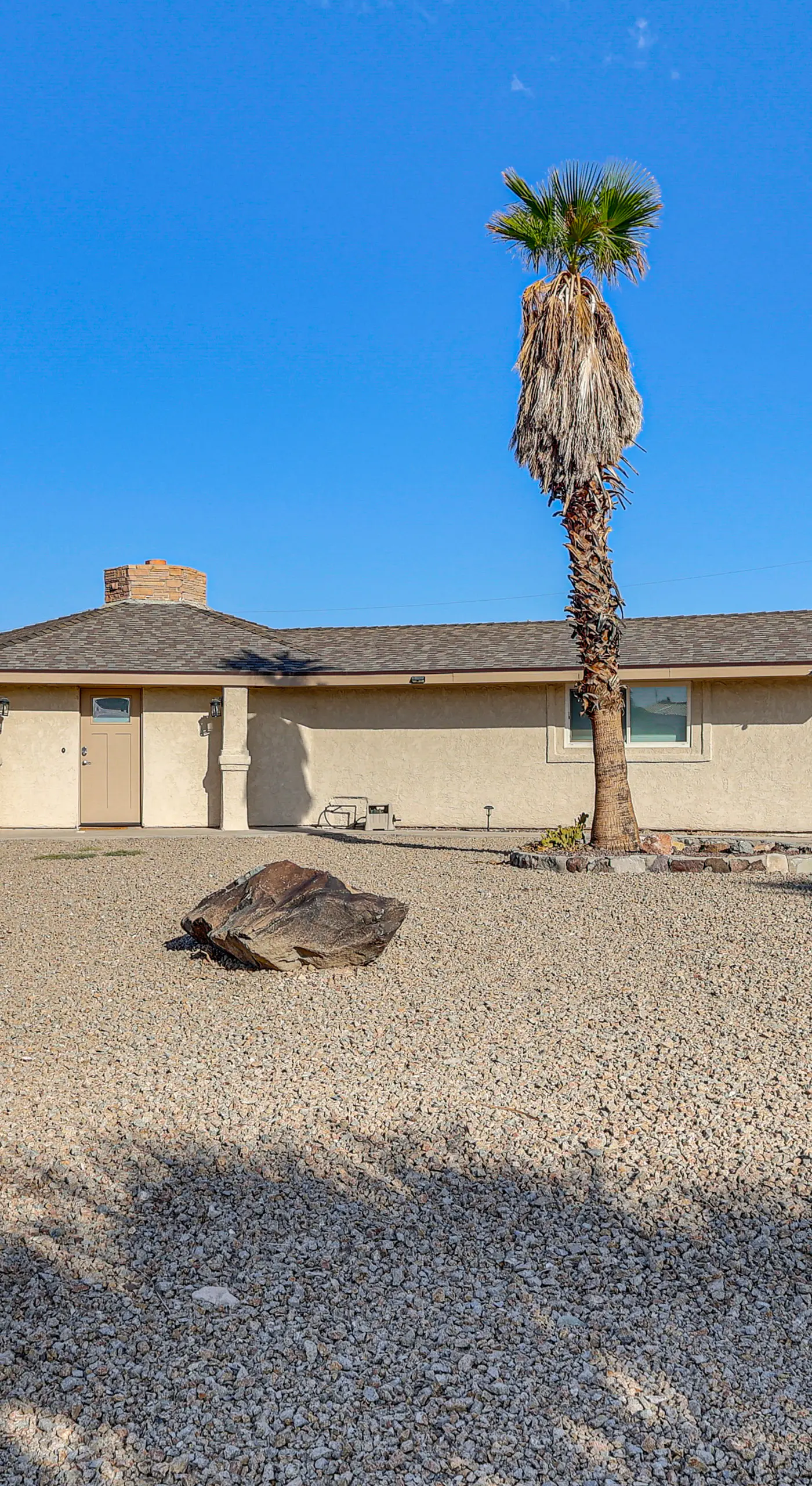 3 Mi to Lake Havasu: Family Home w/ Game Room