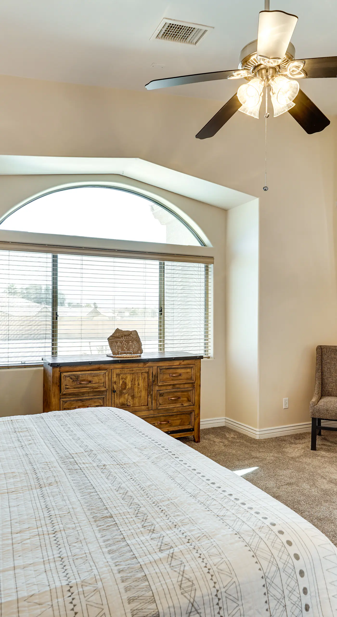 Lake Havasu City Escape w/ Pool, Patio & Grill!