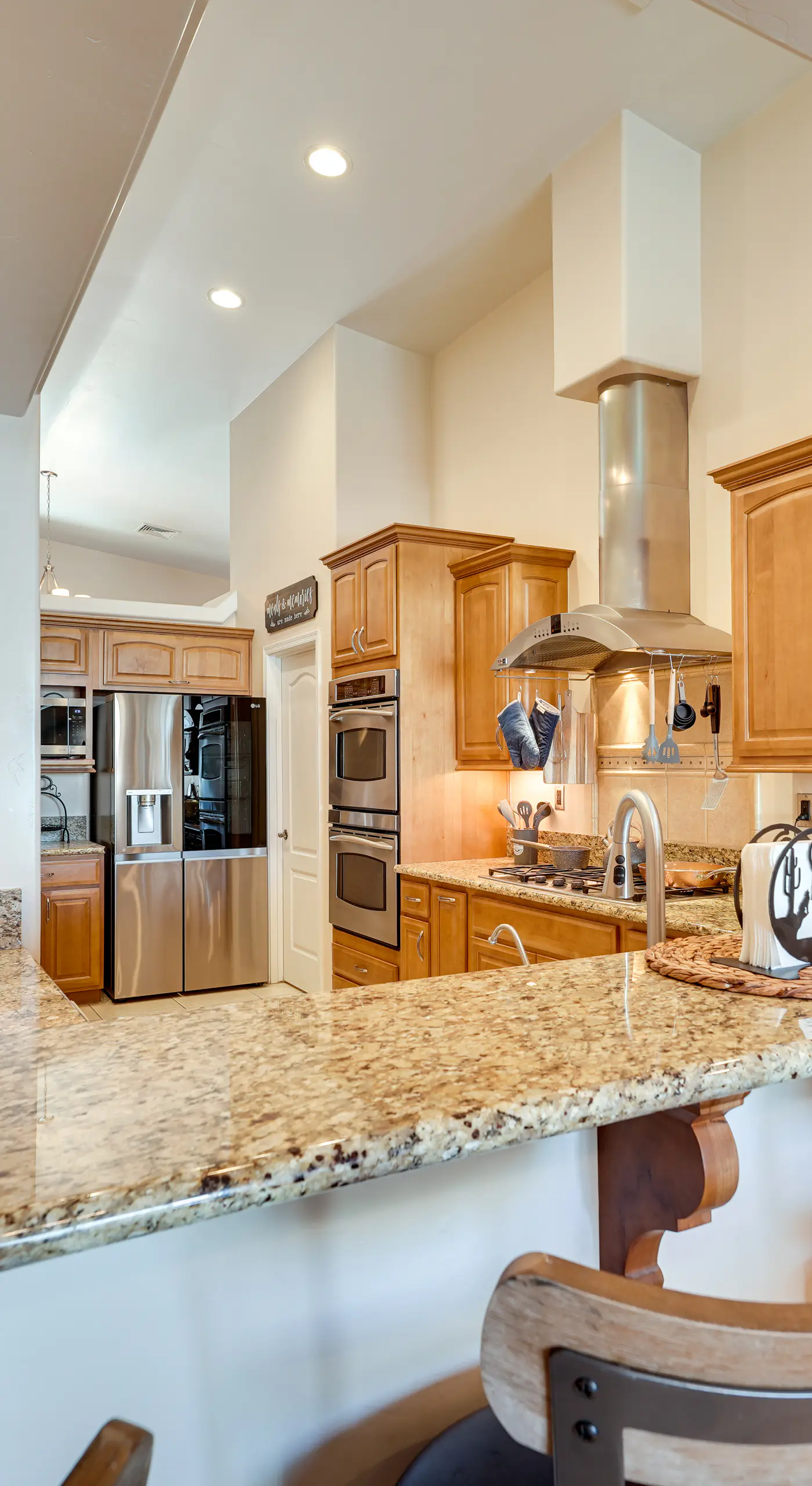 Lake Havasu City Escape w/ Pool, Patio & Grill!