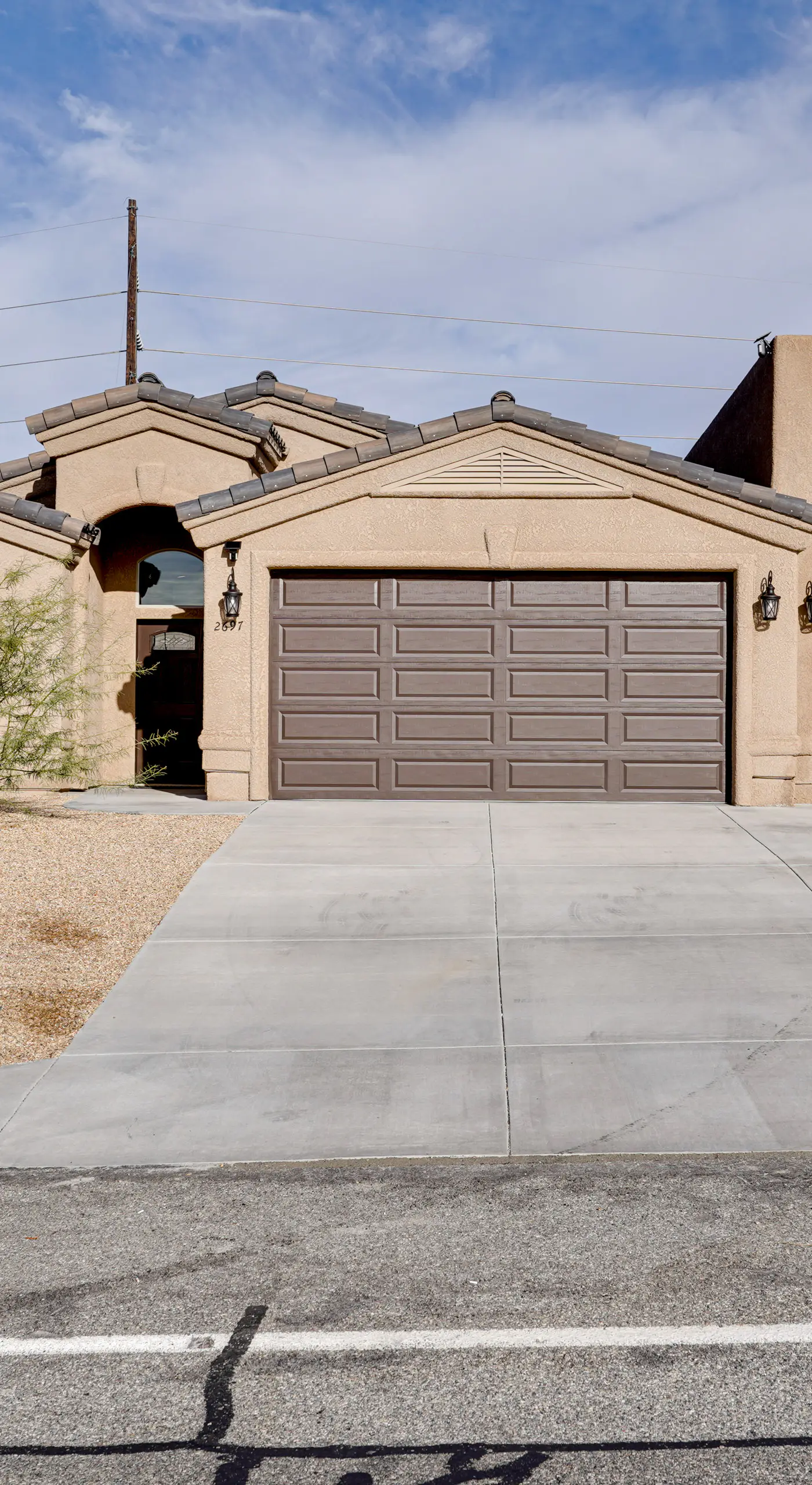 Patio & Grill: Family-Friendly Lake Havasu Home