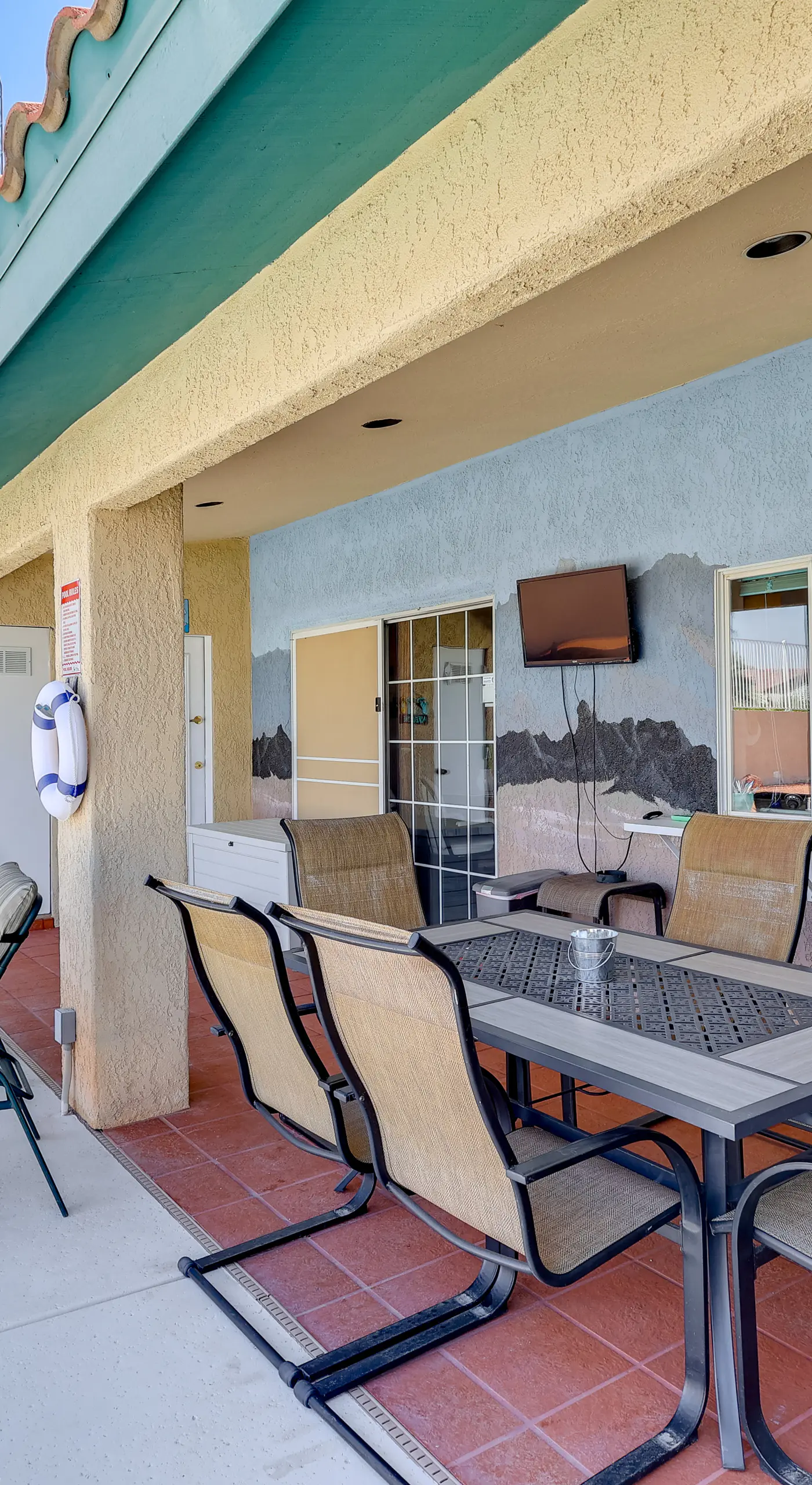 Cozy Lake Havasu City Home - Pool and Hot Tub