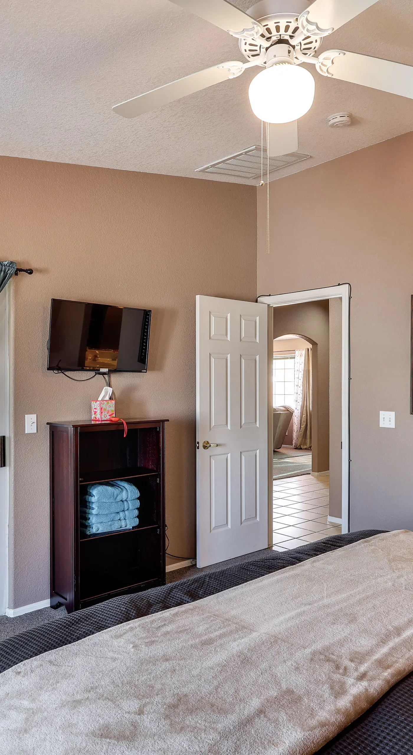 Cozy Lake Havasu City Home - Pool and Hot Tub