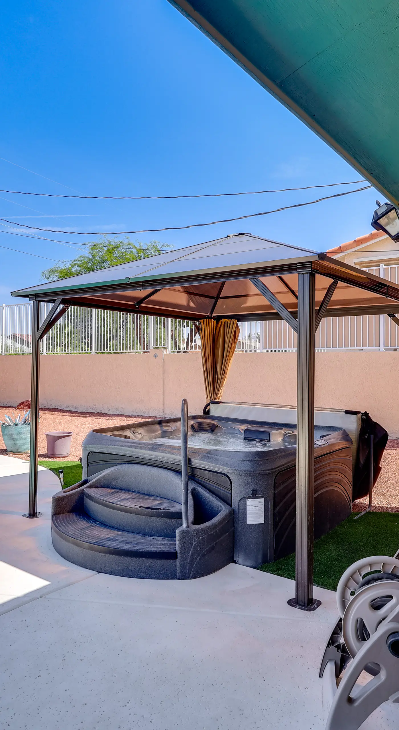 Cozy Lake Havasu City Home - Pool and Hot Tub