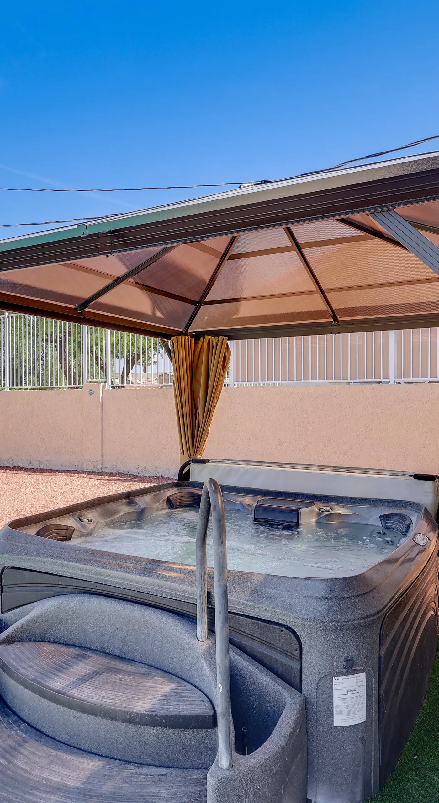 Cozy Lake Havasu City Home - Pool and Hot Tub