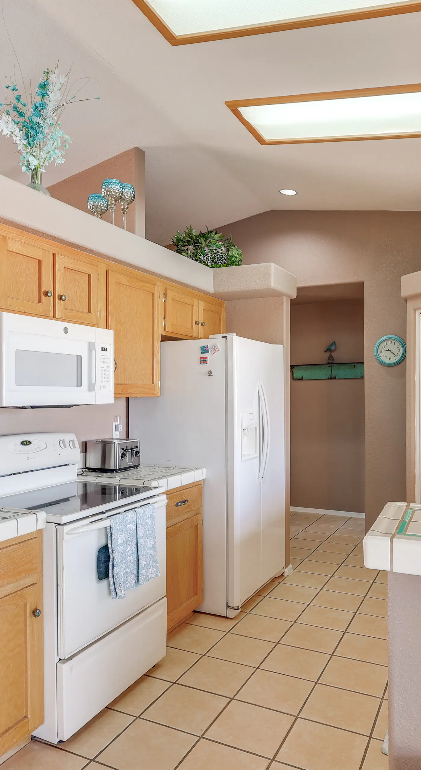 Cozy Lake Havasu City Home - Pool and Hot Tub