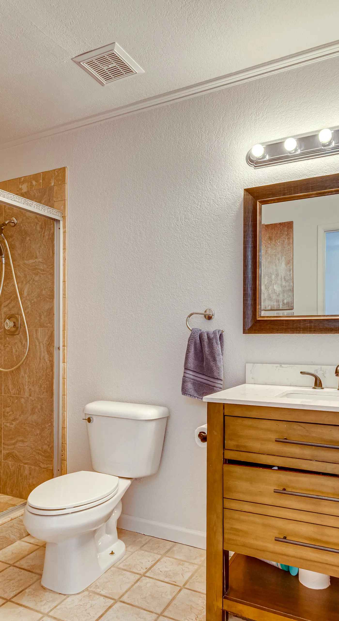 2 Mi to Lake Havasu: Pet-Friendly Home