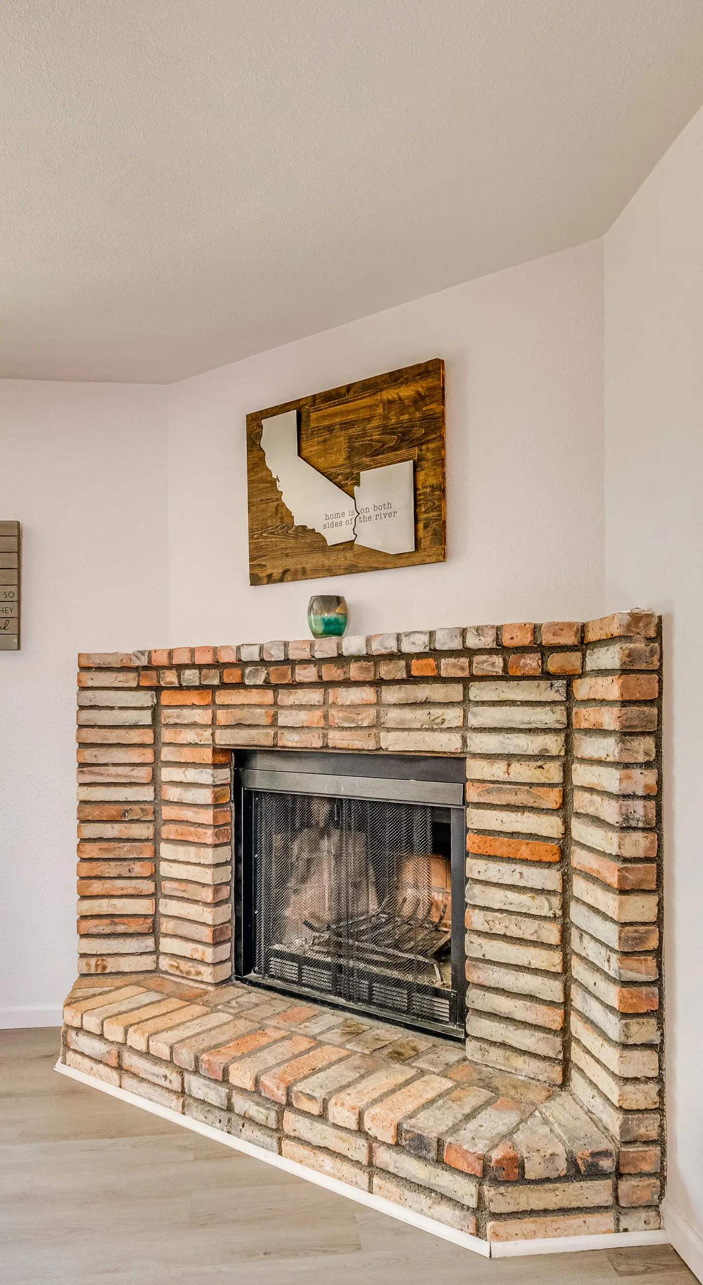 2 Mi to Lake Havasu: Pet-Friendly Home