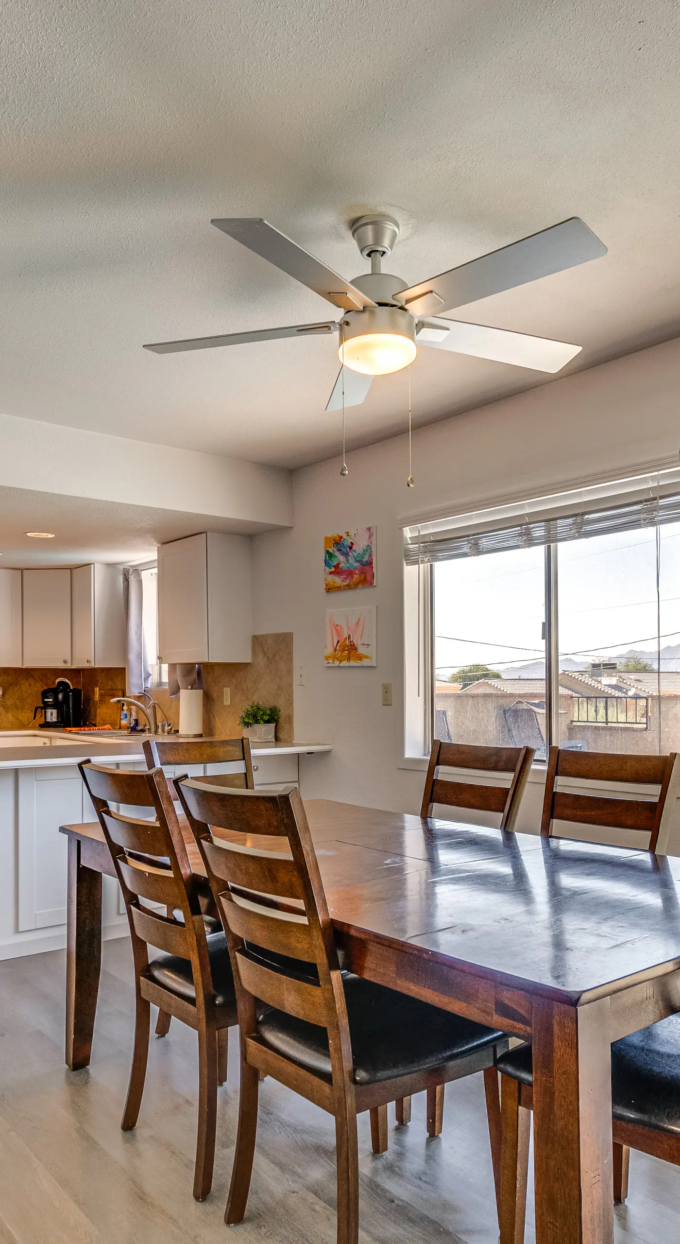 2 Mi to Lake Havasu: Pet-Friendly Home