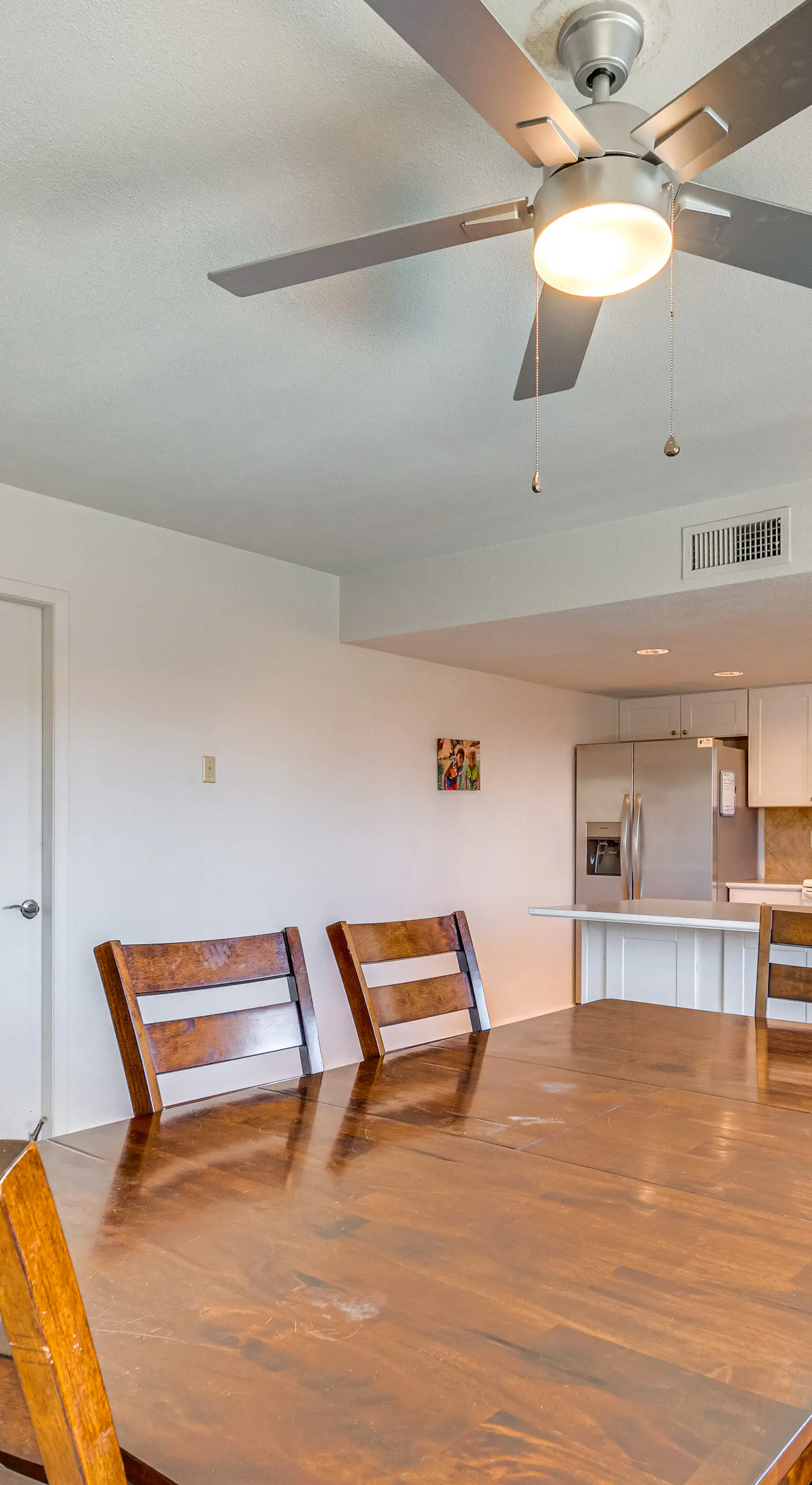 2 Mi to Lake Havasu: Pet-Friendly Home