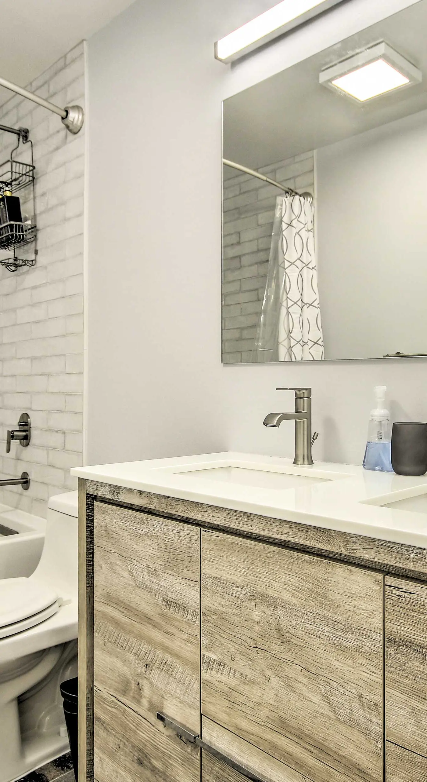 2 Mi to National Mall: Modern DC Retreat w/ Patio