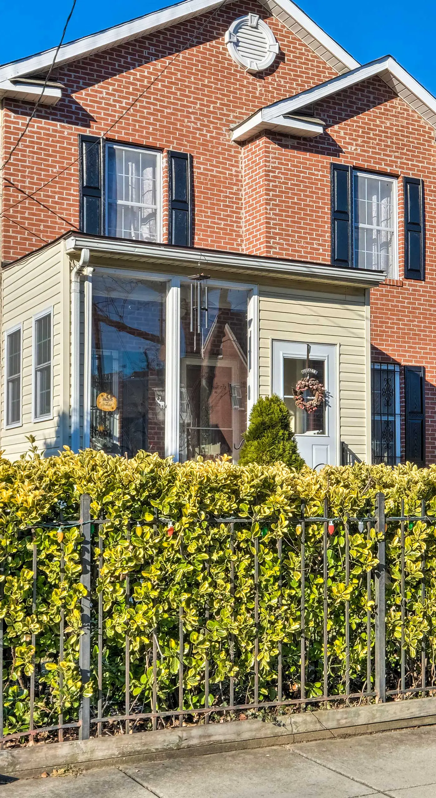 5 Mi to National Mall: Home in Washington DC
