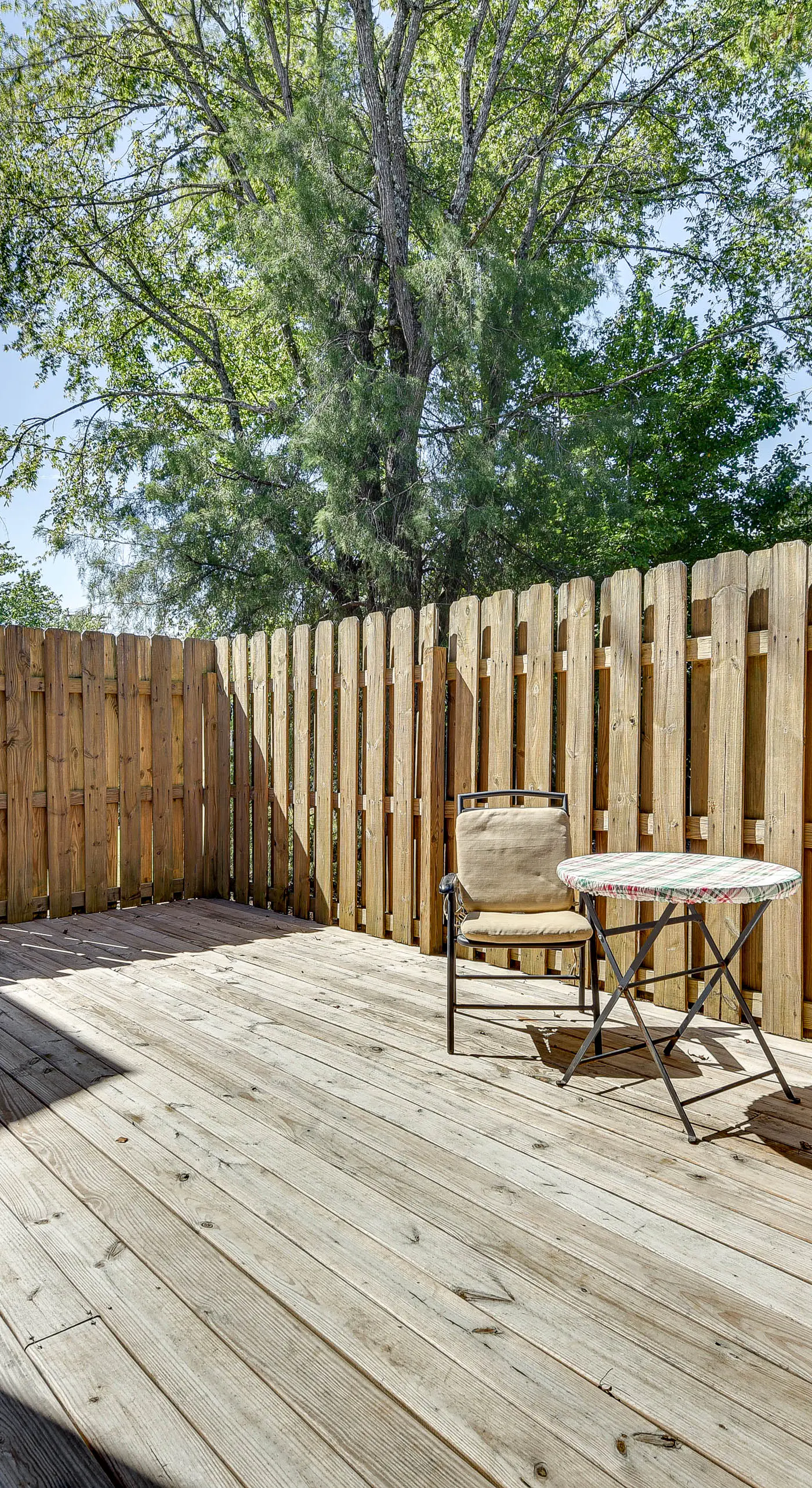 Charlotte Townhome w/ Deck: 18 Mi to Downtown!