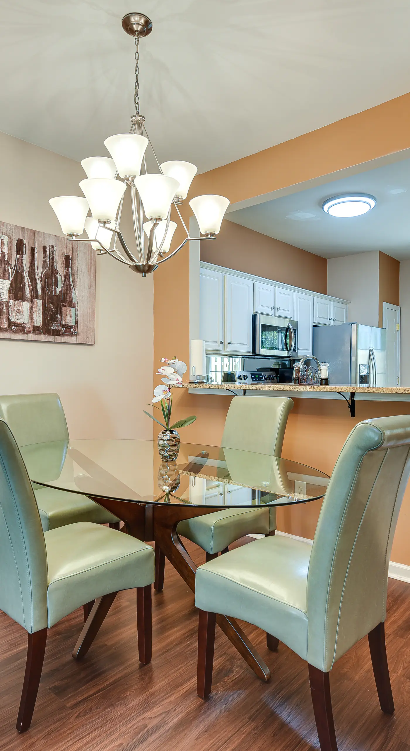 Charlotte Townhome w/ Deck: 18 Mi to Downtown!