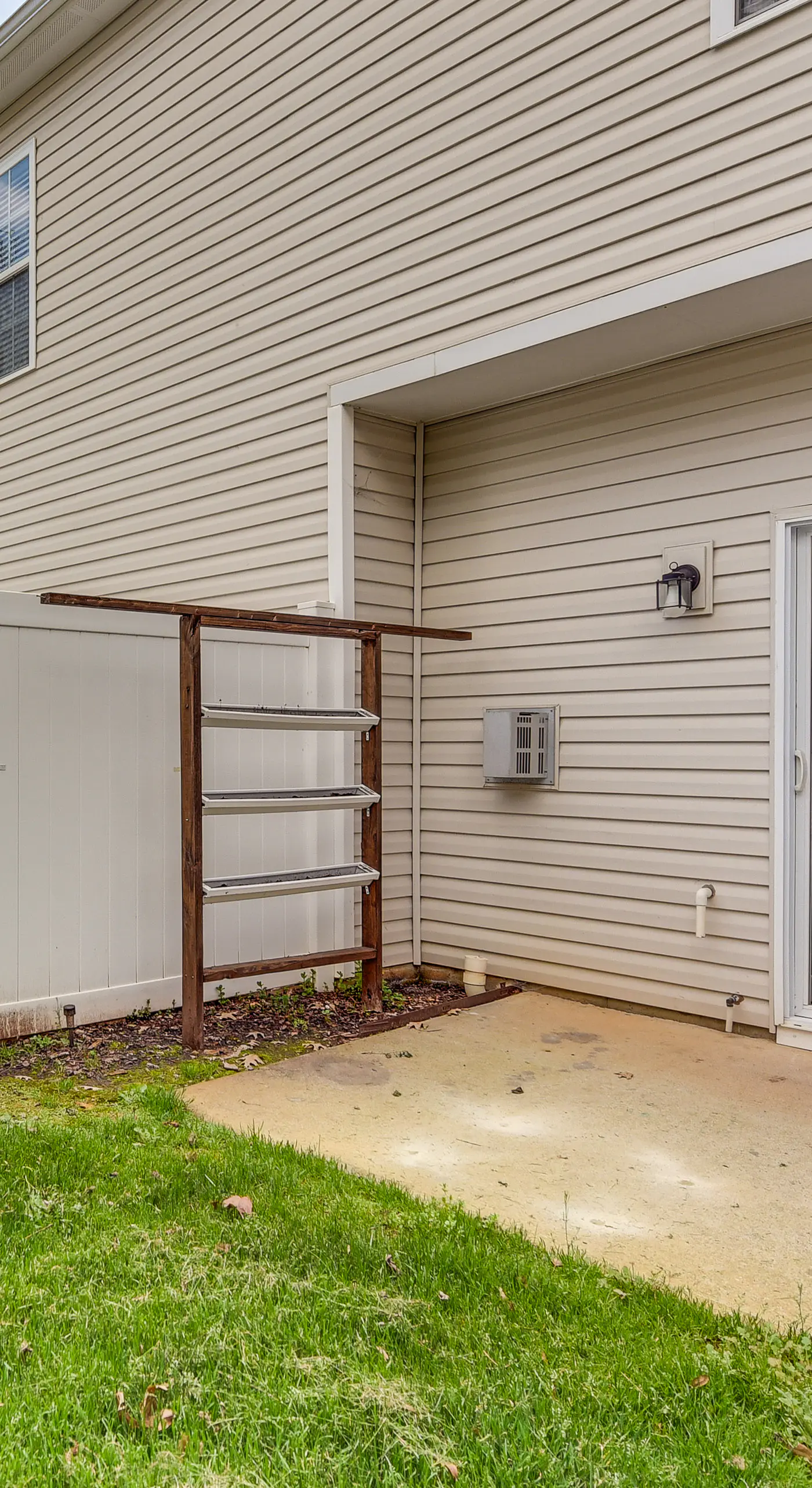 Dog-Friendly Townhome w/ Patio in Charlotte Area!