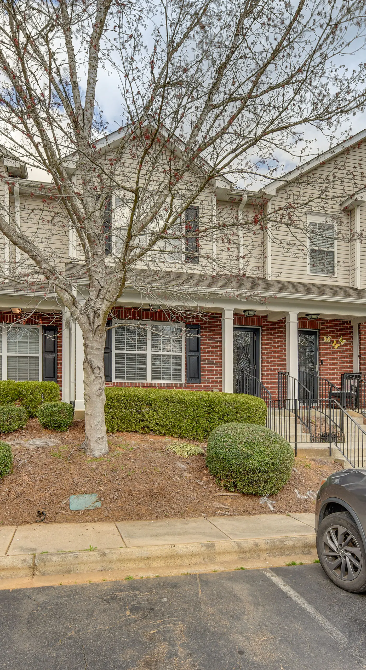 Dog-Friendly Townhome w/ Patio in Charlotte Area!