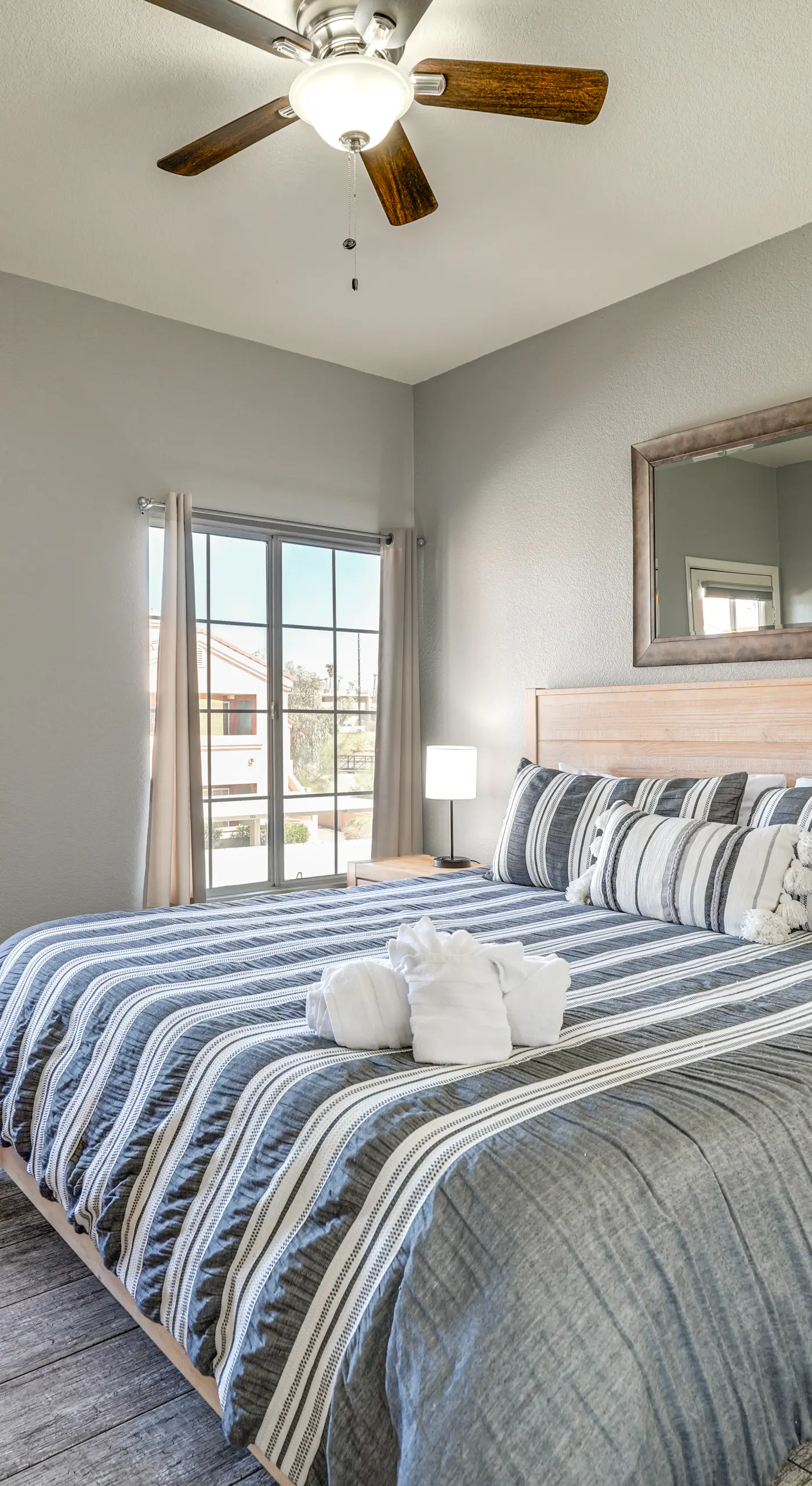 Walk to Rotary Park: Lake Havasu City Condo