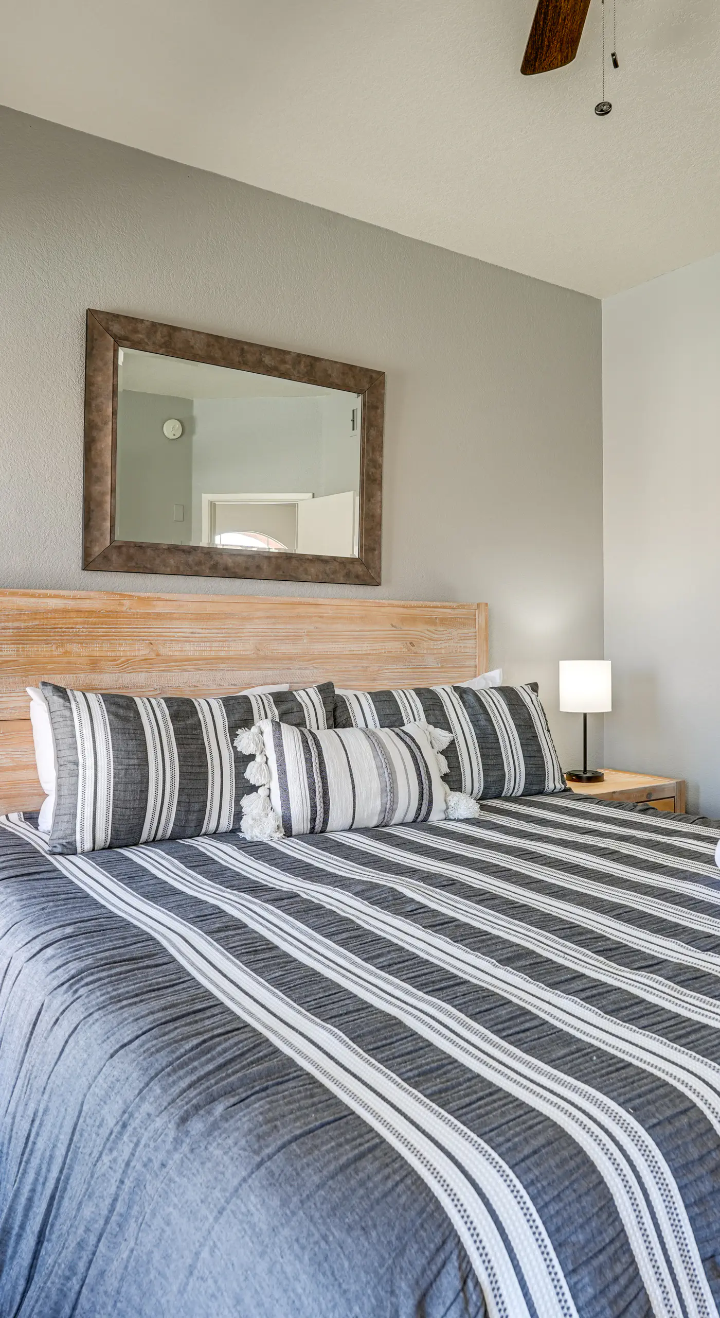 Walk to Rotary Park: Lake Havasu City Condo
