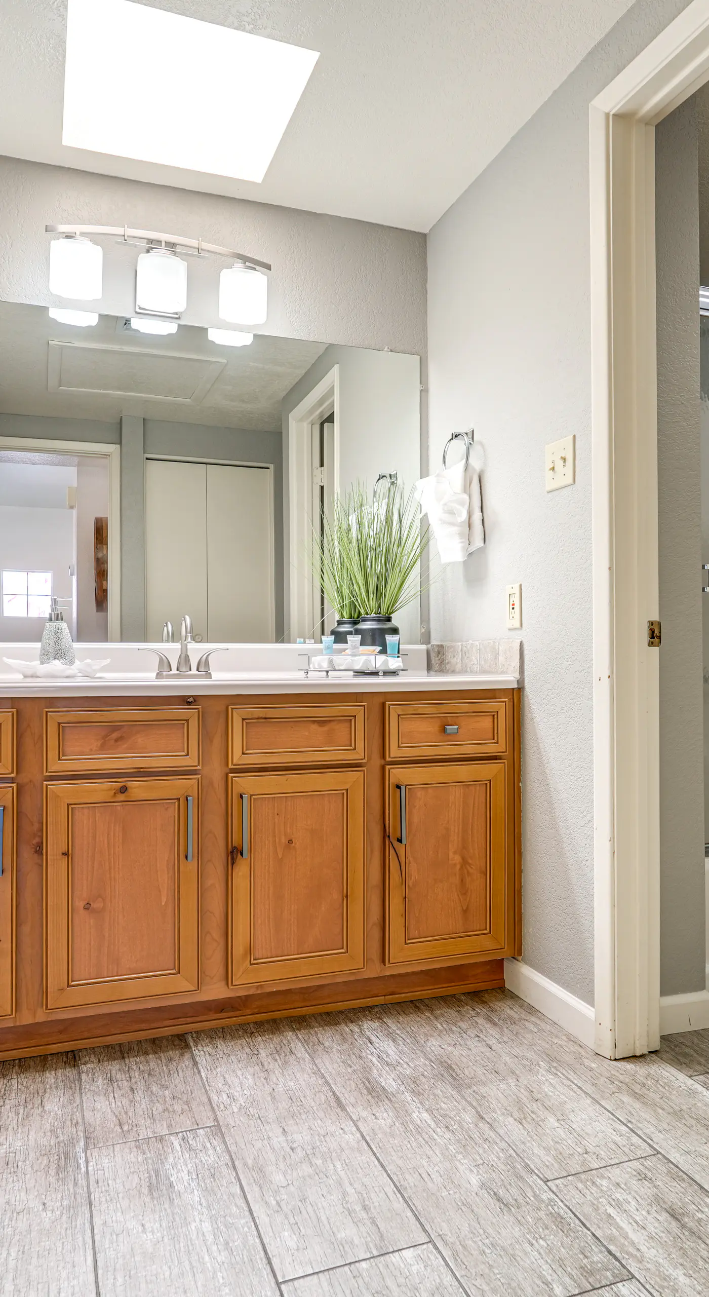 Walk to Rotary Park: Lake Havasu City Condo