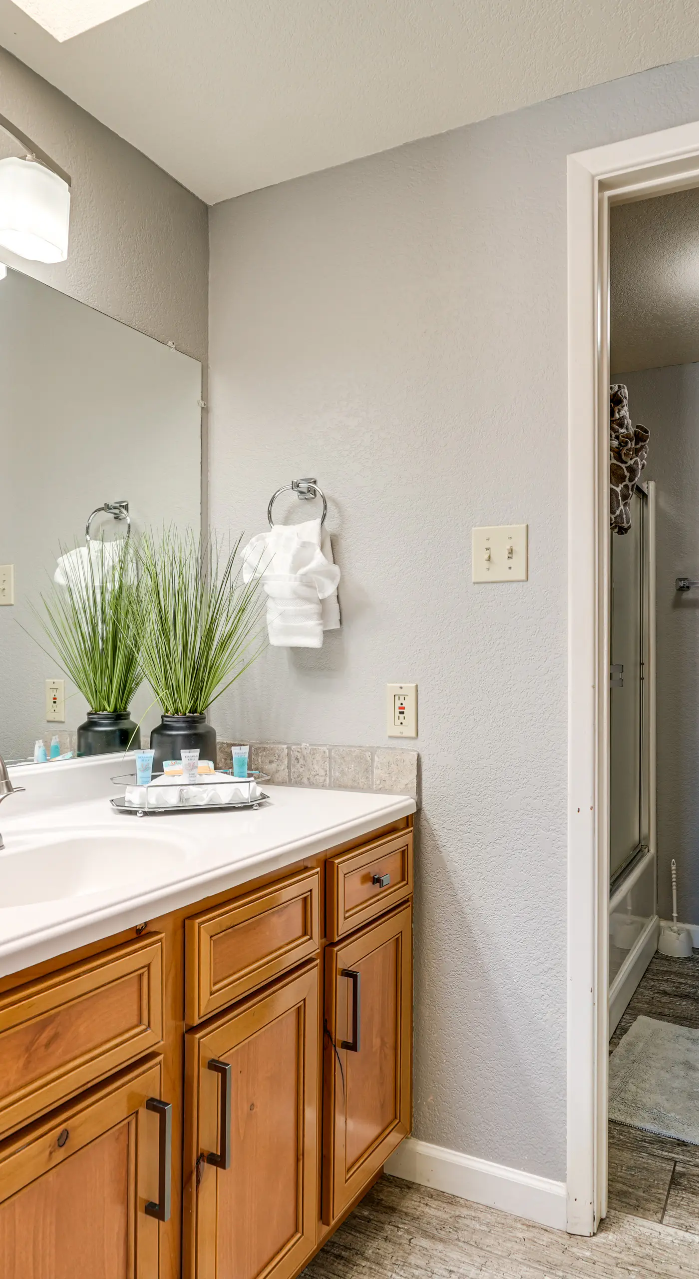 Walk to Rotary Park: Lake Havasu City Condo