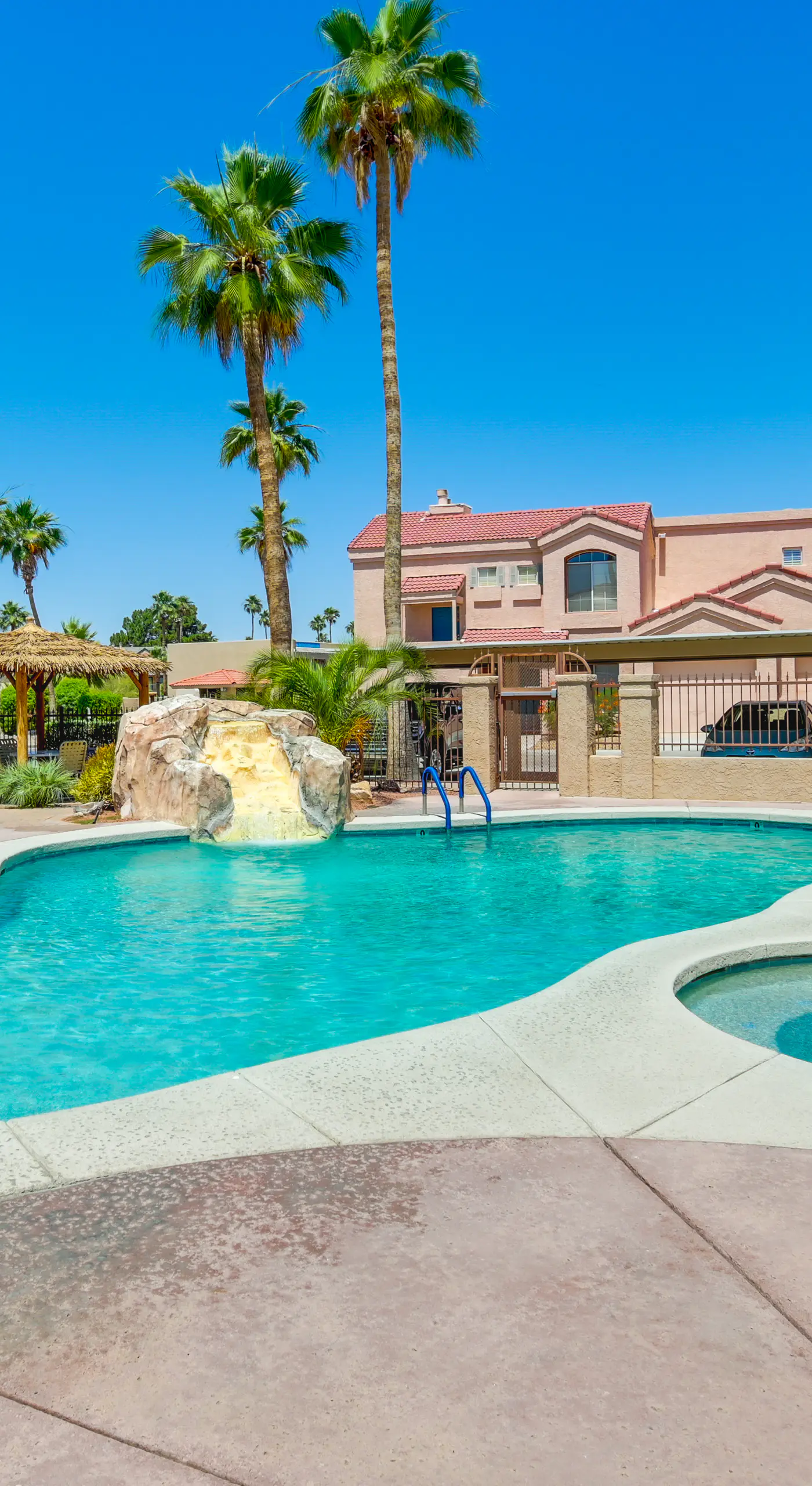 Walk to Rotary Park: Lake Havasu City Condo