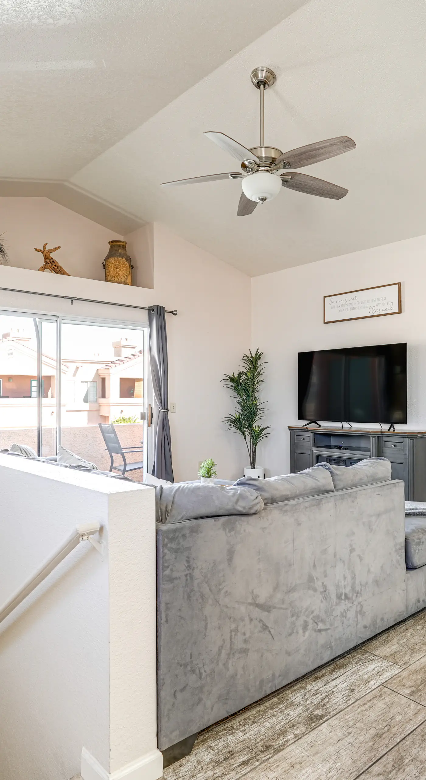 Walk to Rotary Park: Lake Havasu City Condo