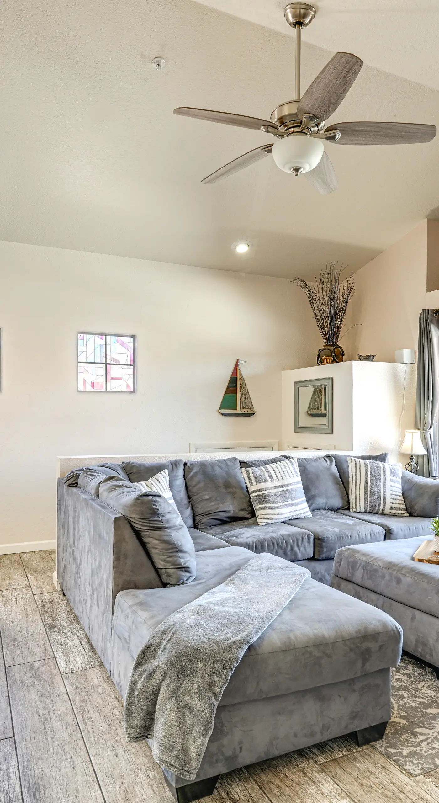 Walk to Rotary Park: Lake Havasu City Condo