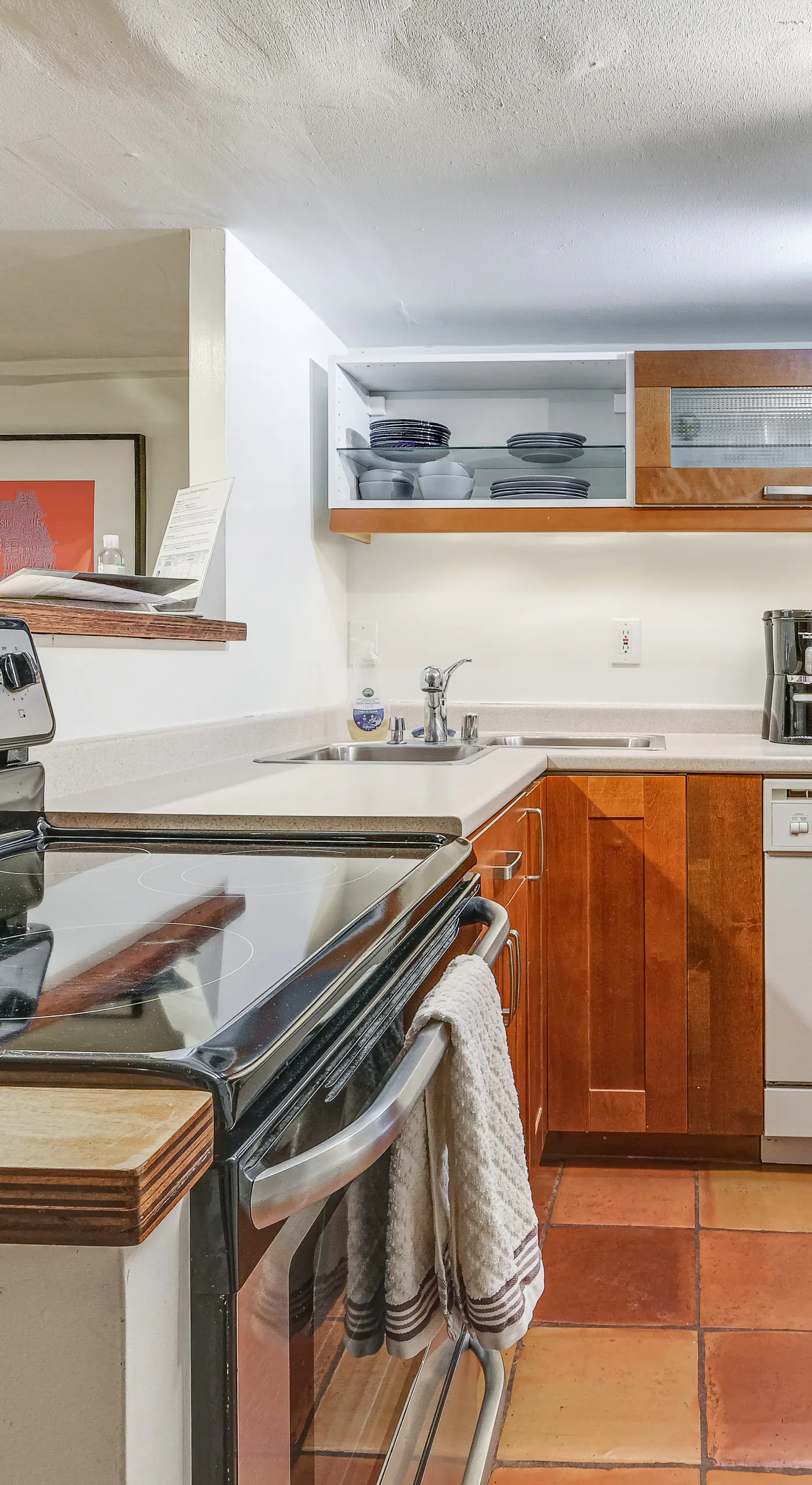 DC Apartment: 2 Mi to National Mall!