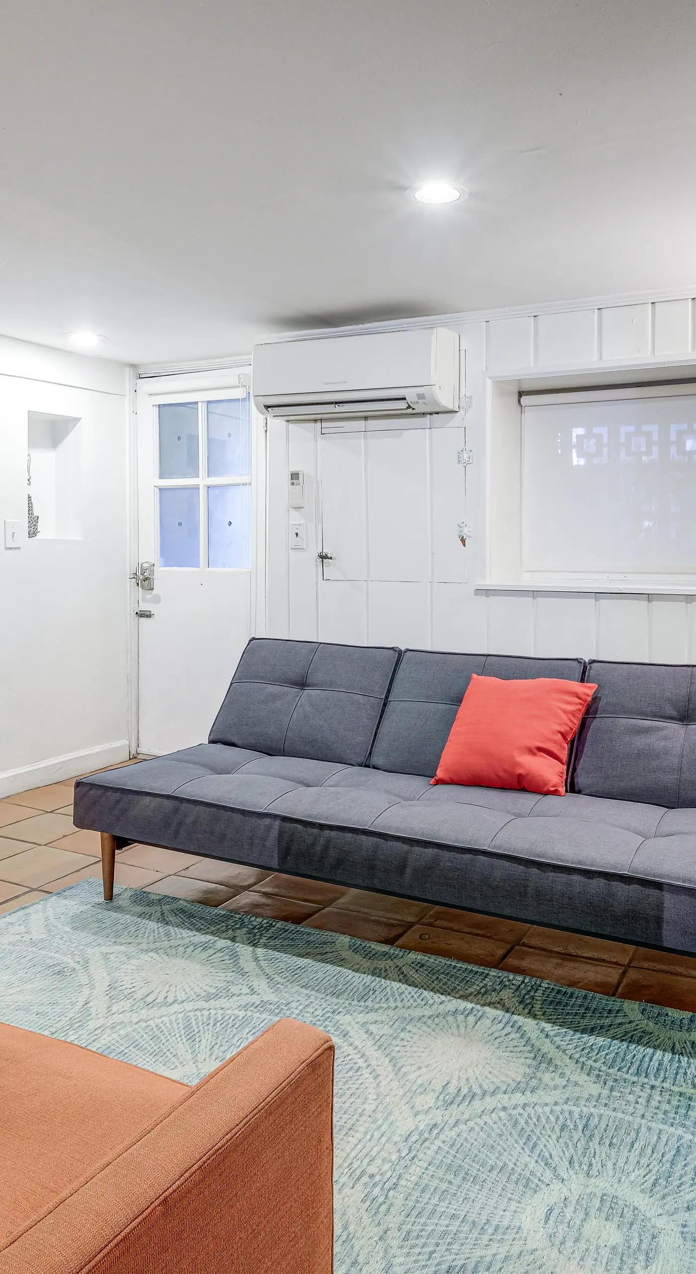 DC Apartment: 2 Mi to National Mall!