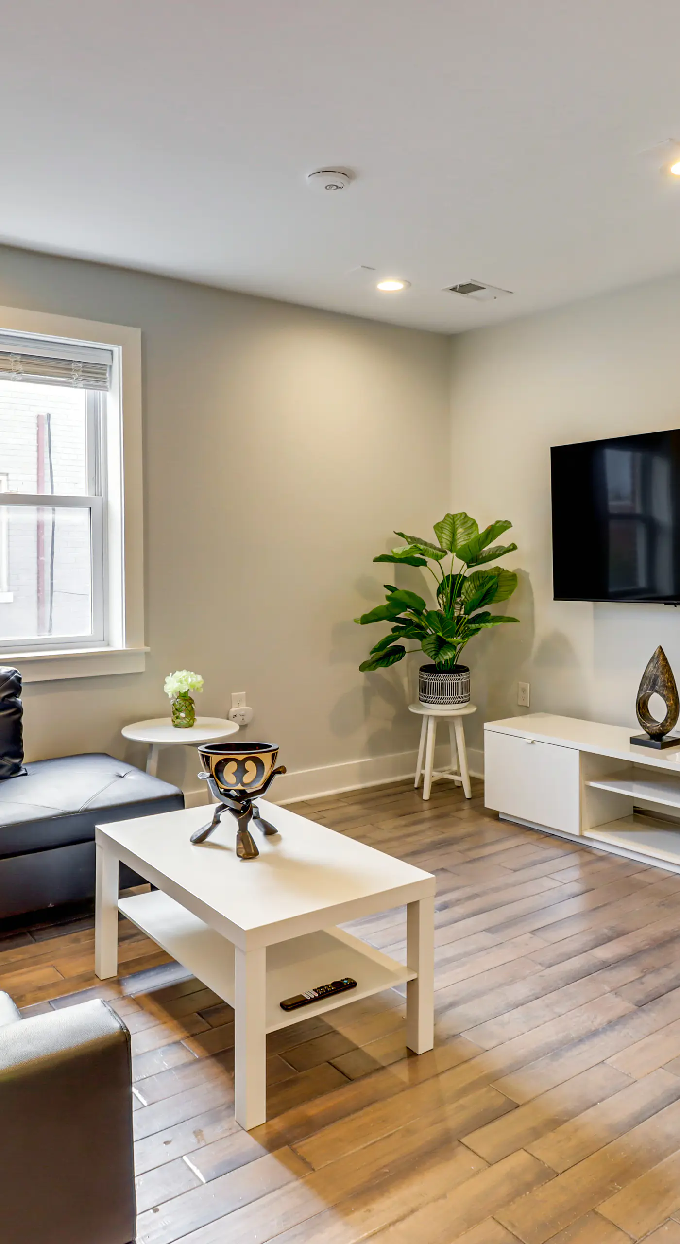 3 Mi to National Mall: DC Apt w/ Fenced Yard