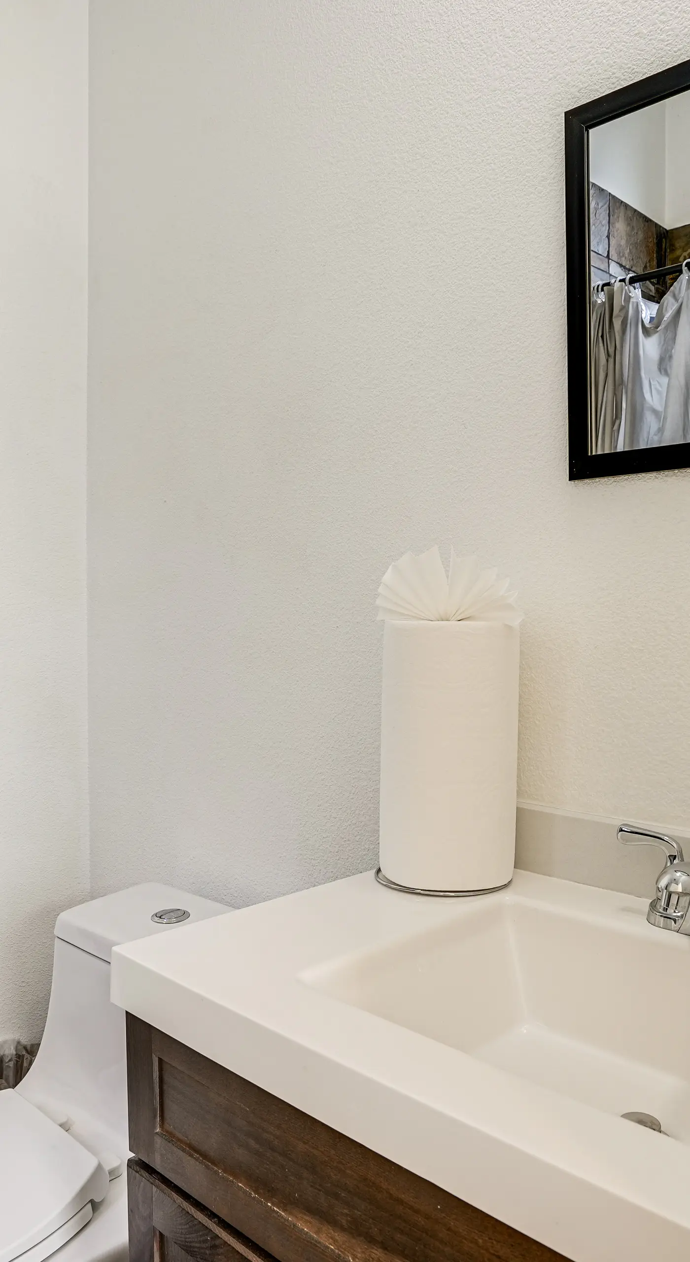 Spacious & Central! Pet-Friendly Emeryville Home