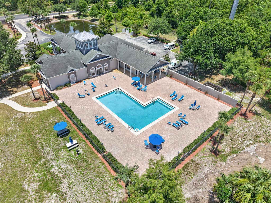 Peaceful 2BR Pet friendly Condo near Disney