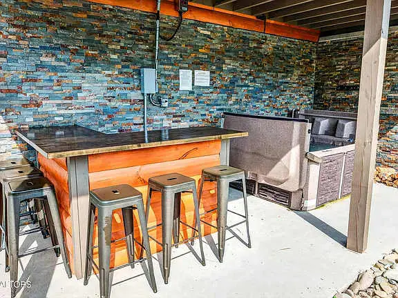 Pet Welcome Cabin, Hot Tub, Game Room, Near Dollywood