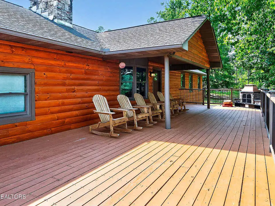 Pet Welcome Cabin, Hot Tub, Game Room, Near Dollywood