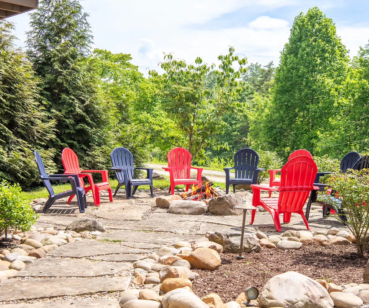 Pet Welcome Cabin, Hot Tub, Game Room, Near Dollywood