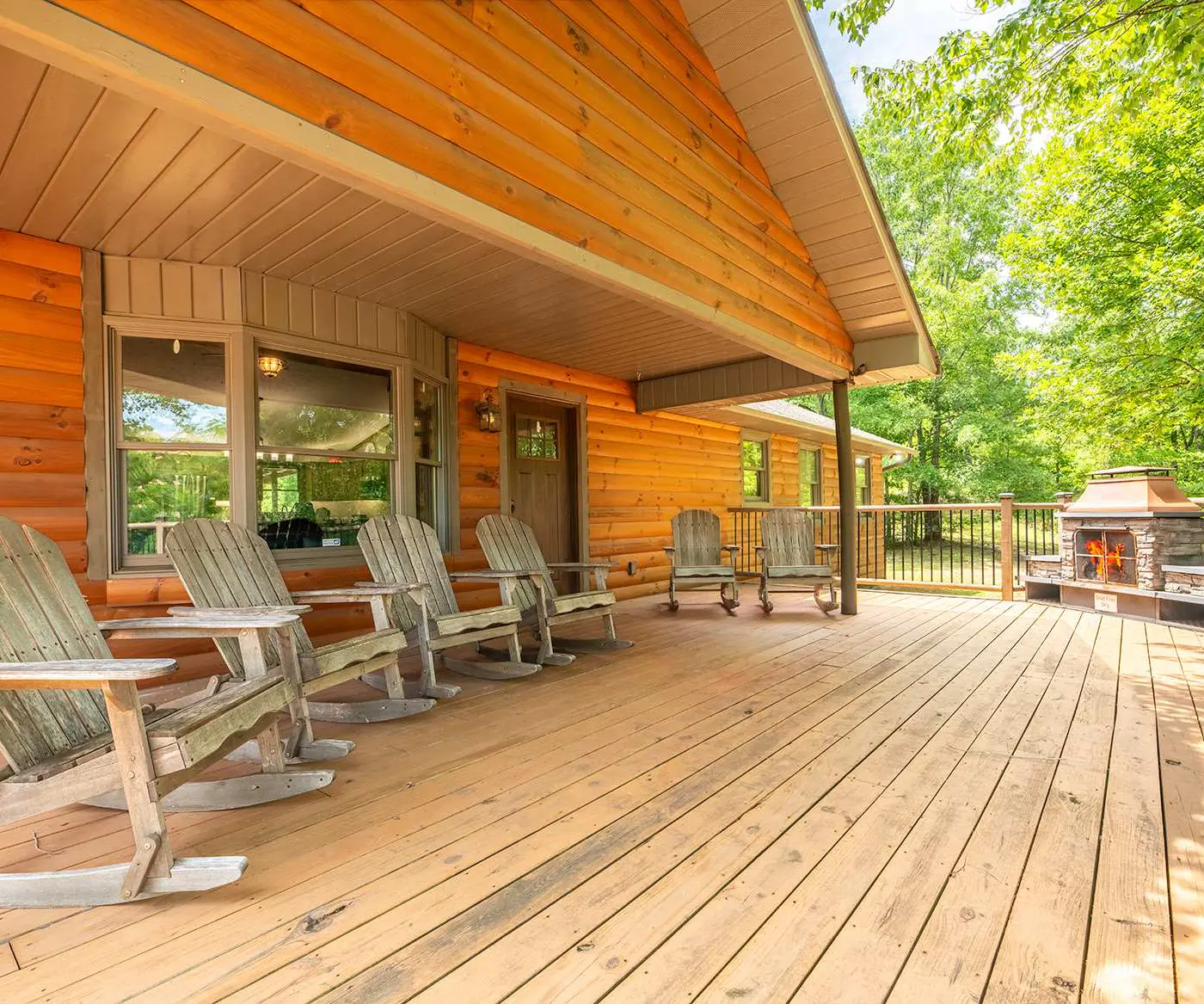 Pet Welcome Cabin, Hot Tub, Game Room, Near Dollywood