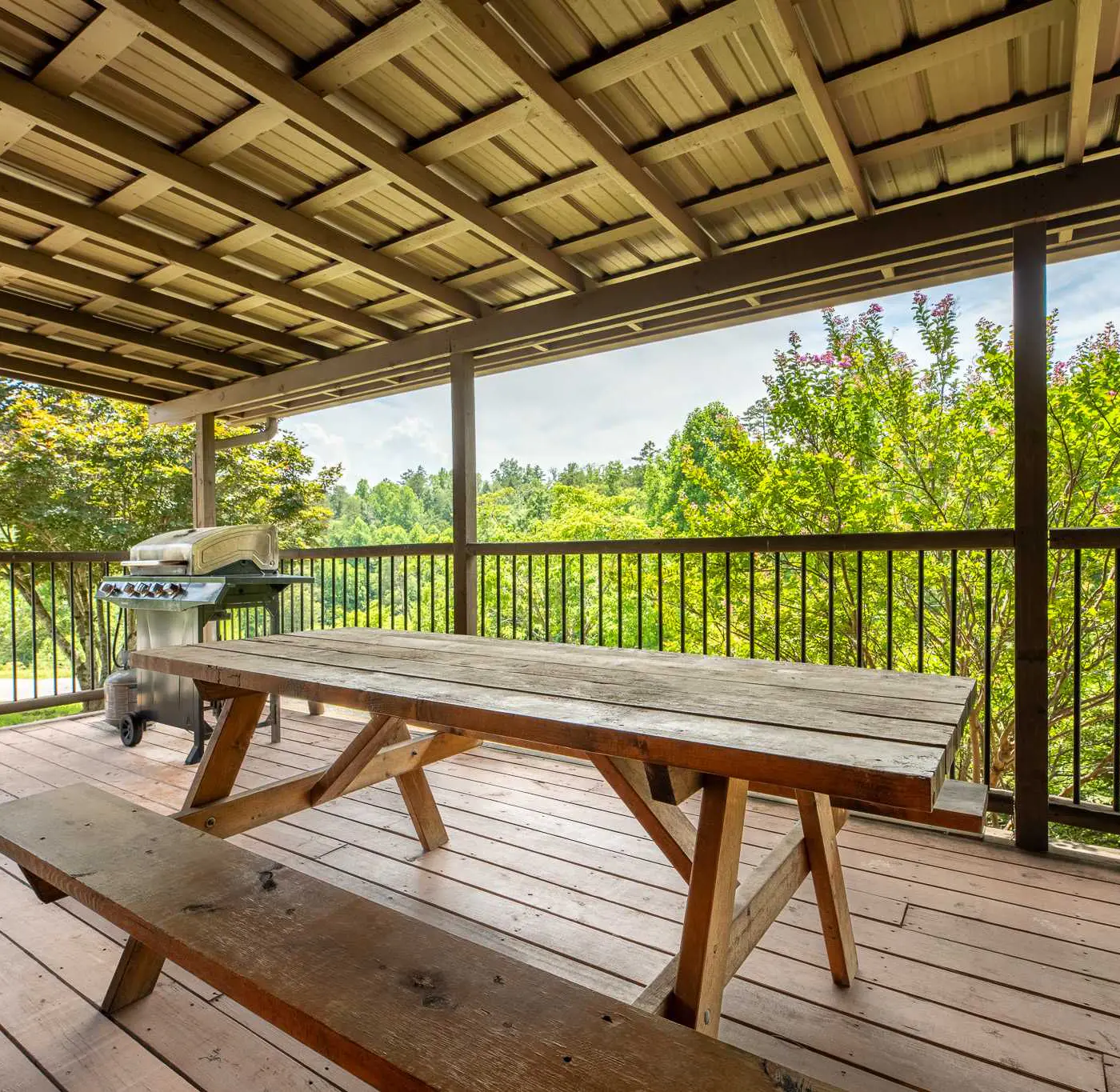 Pet Welcome Cabin, Hot Tub, Game Room, Near Dollywood