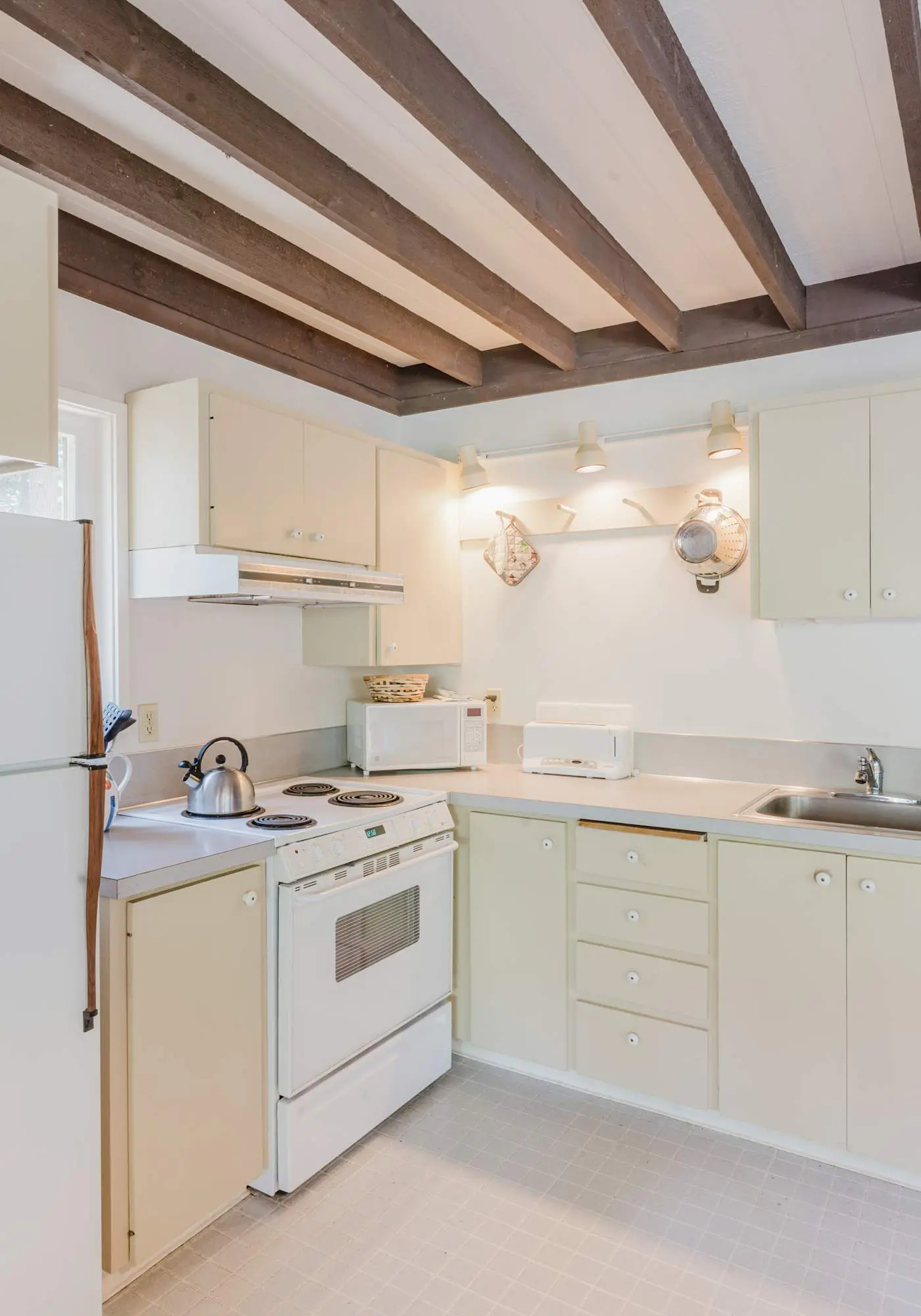 Black Butte Retreat w Resort Amenities, Near Hiking and Bike Trails