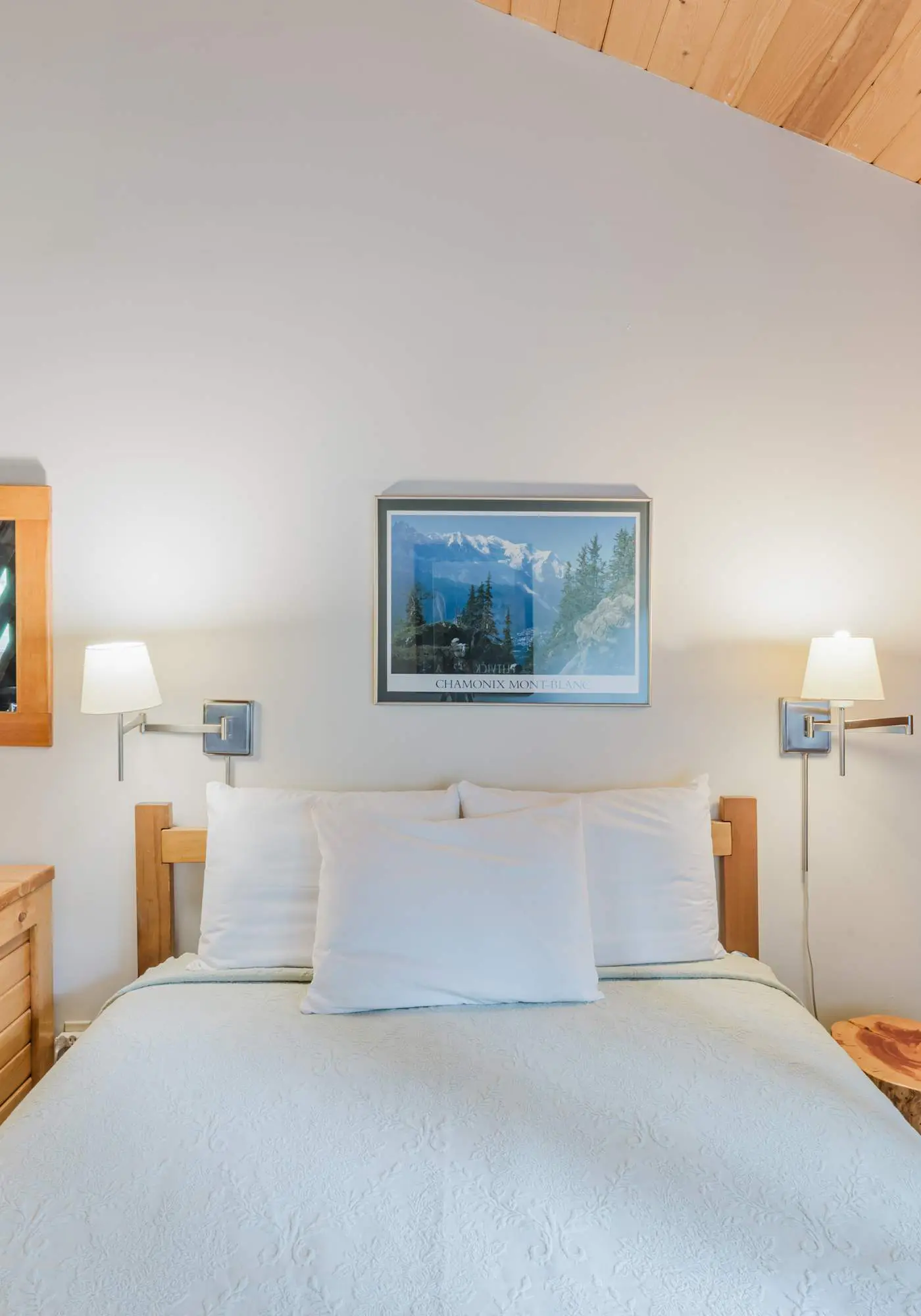 Black Butte Retreat w Resort Amenities, Near Hiking and Bike Trails