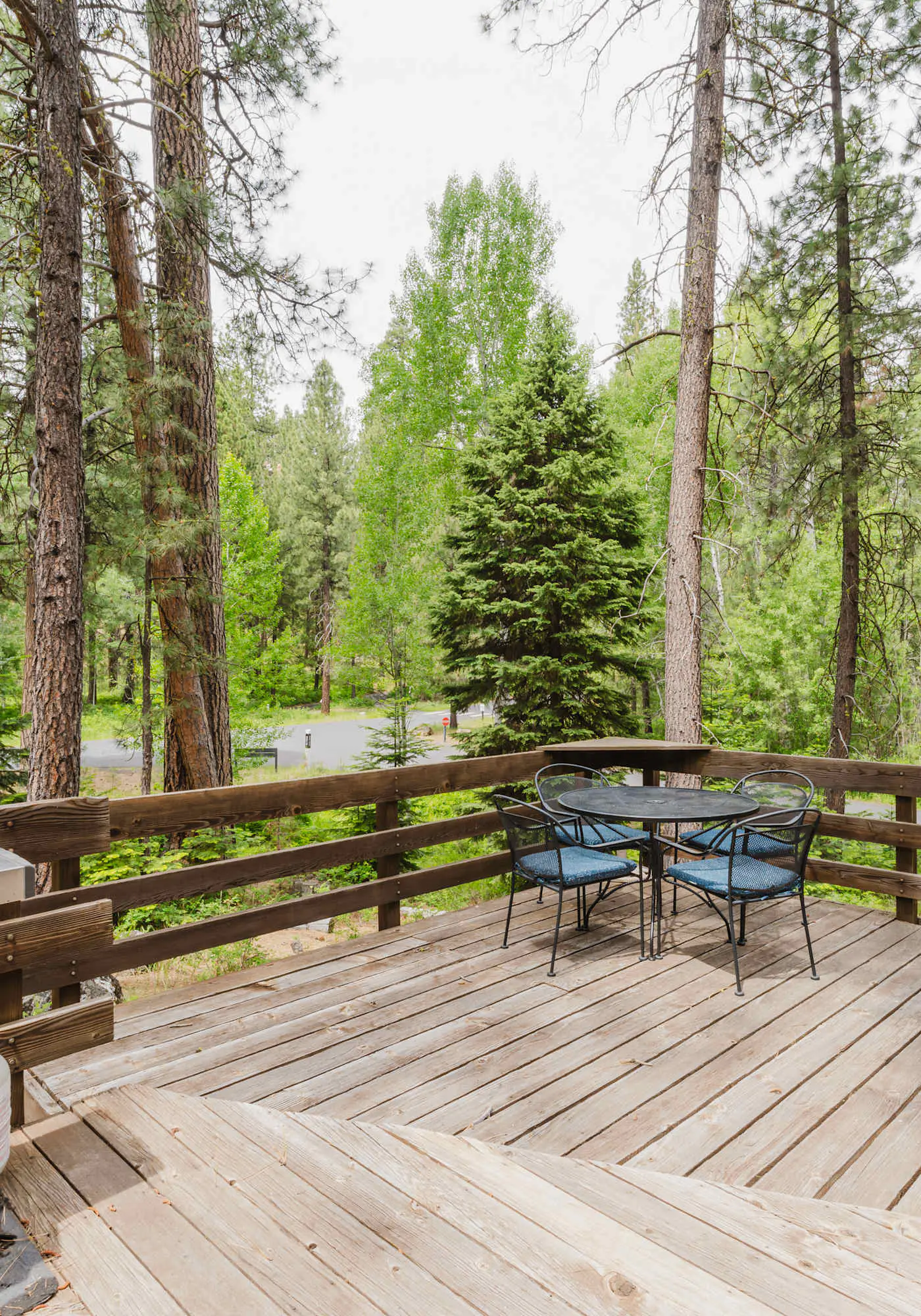 Black Butte Retreat w Resort Amenities, Near Hiking and Bike Trails