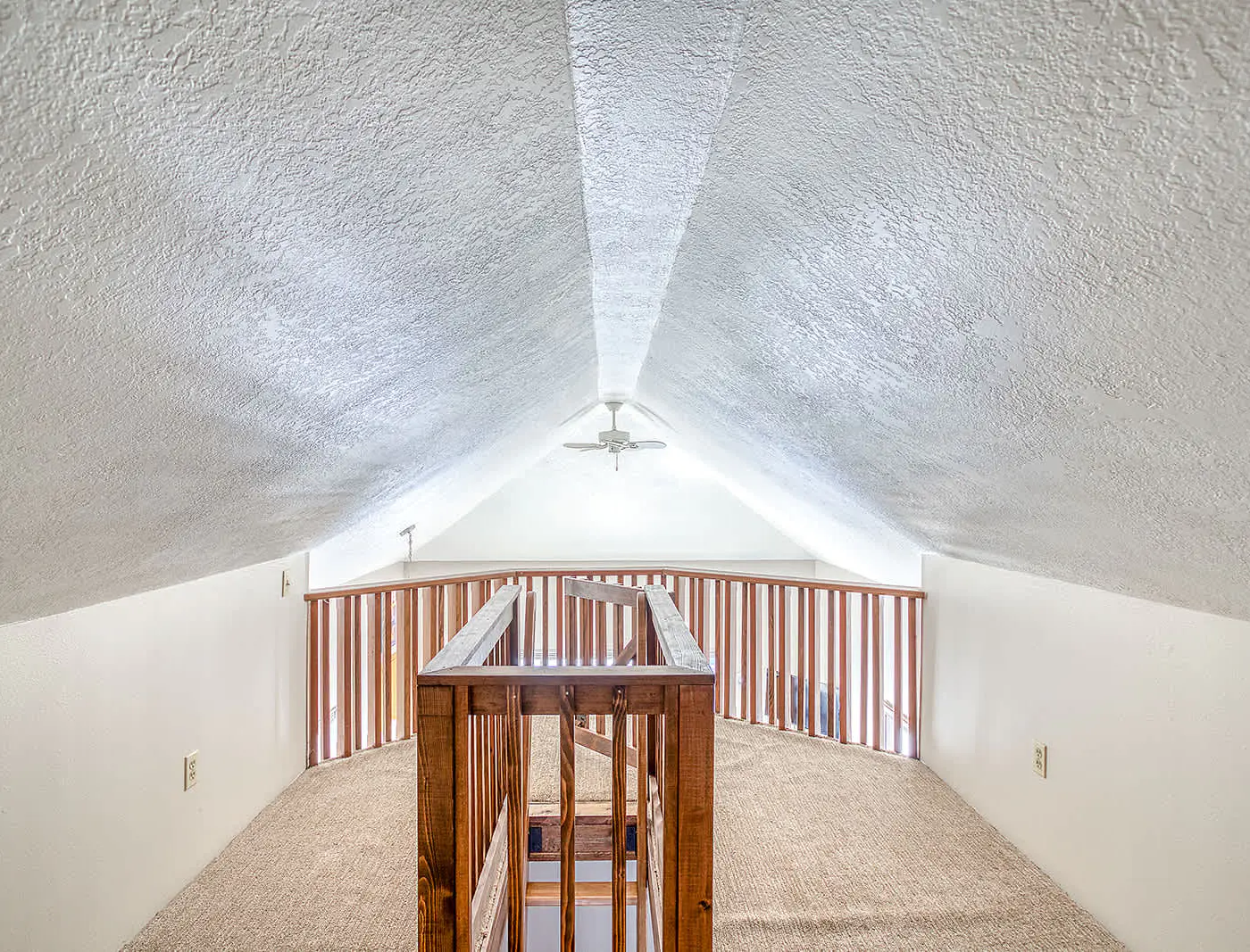 Cozy and Dog Friendly Cottage in the Heart of Rockaway Beach