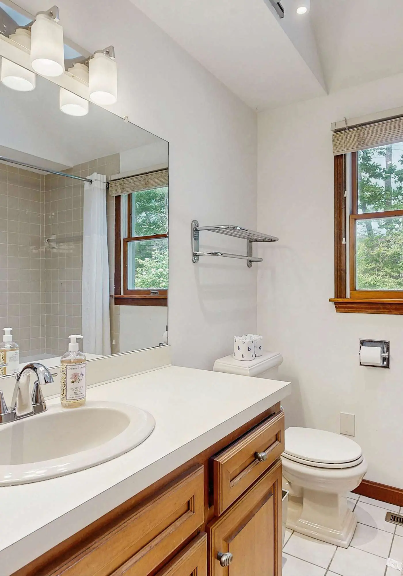 Charming Dog Friendly North Chatham Ranch