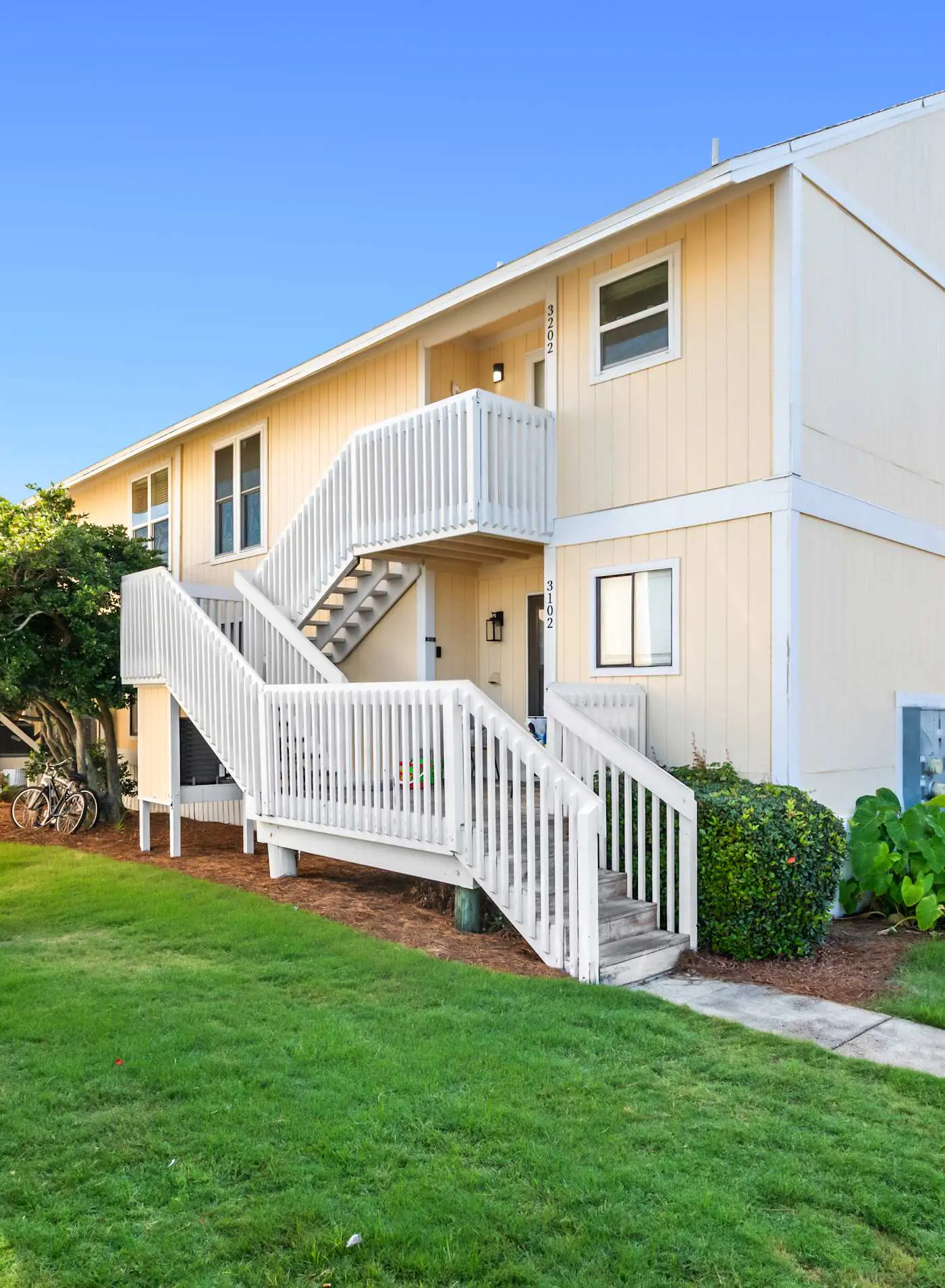 2BR Condo - Shared Pool, Hot Tub & Tennis Courts 