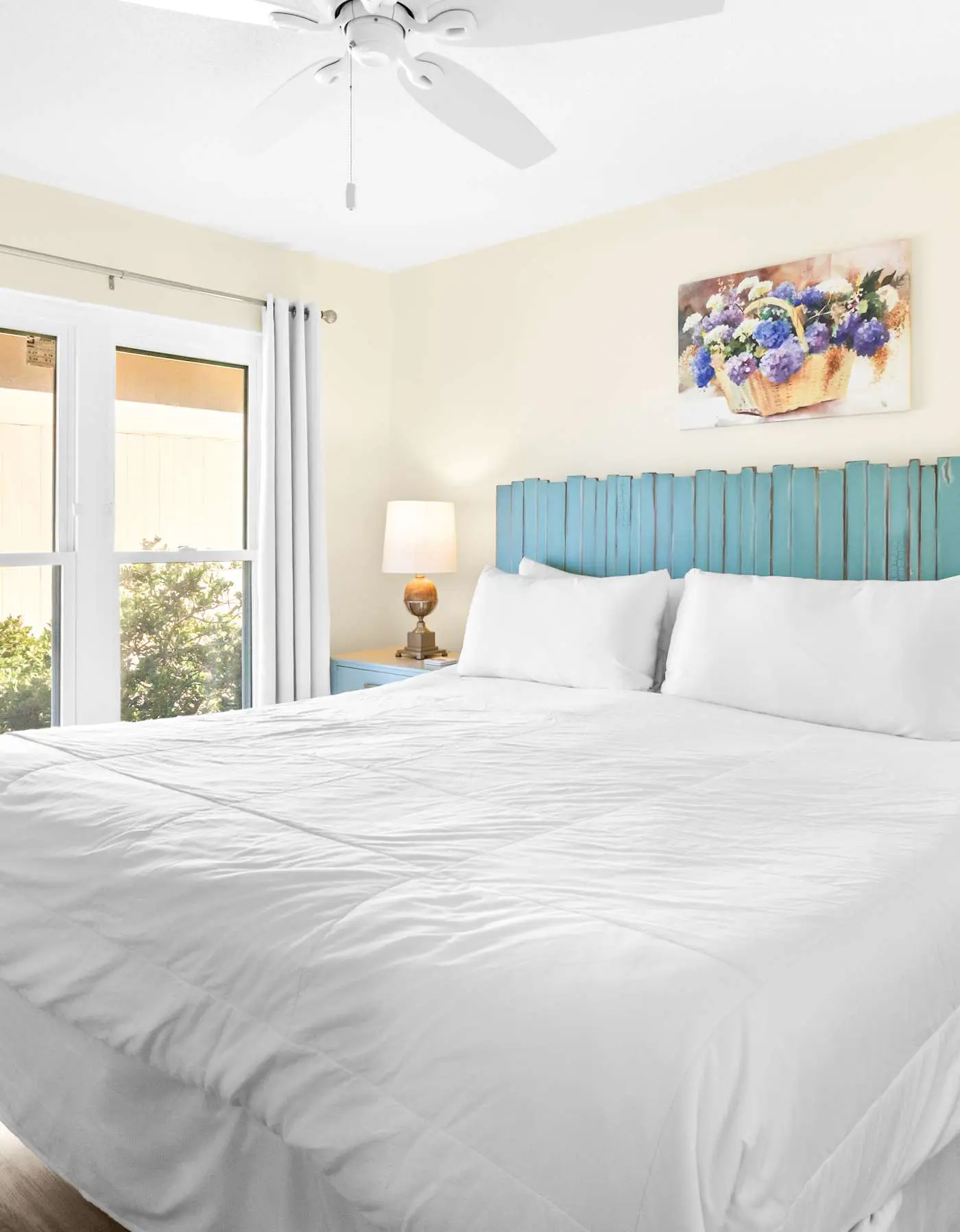 2BR Condo - Shared Pool, Hot Tub & Tennis Courts 