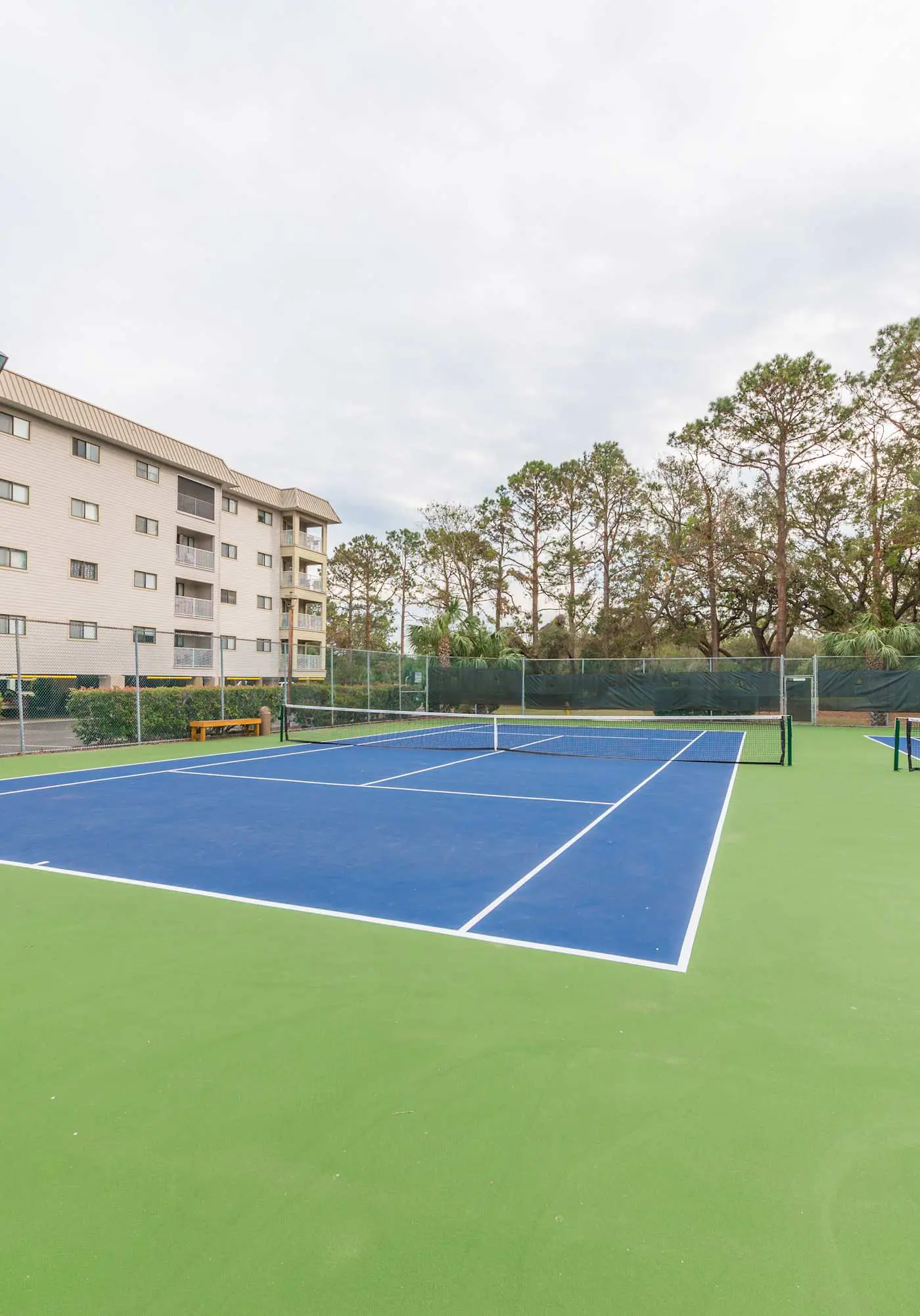 Hilton Head Resort 2BR Near Beach Pools Hot Tub