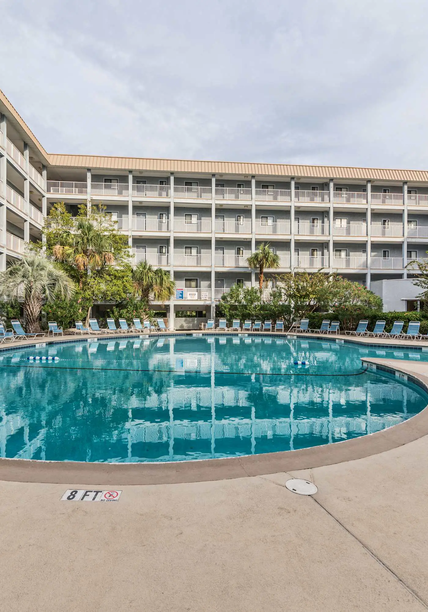 Hilton Head Resort 2BR Near Beach Pools Hot Tub